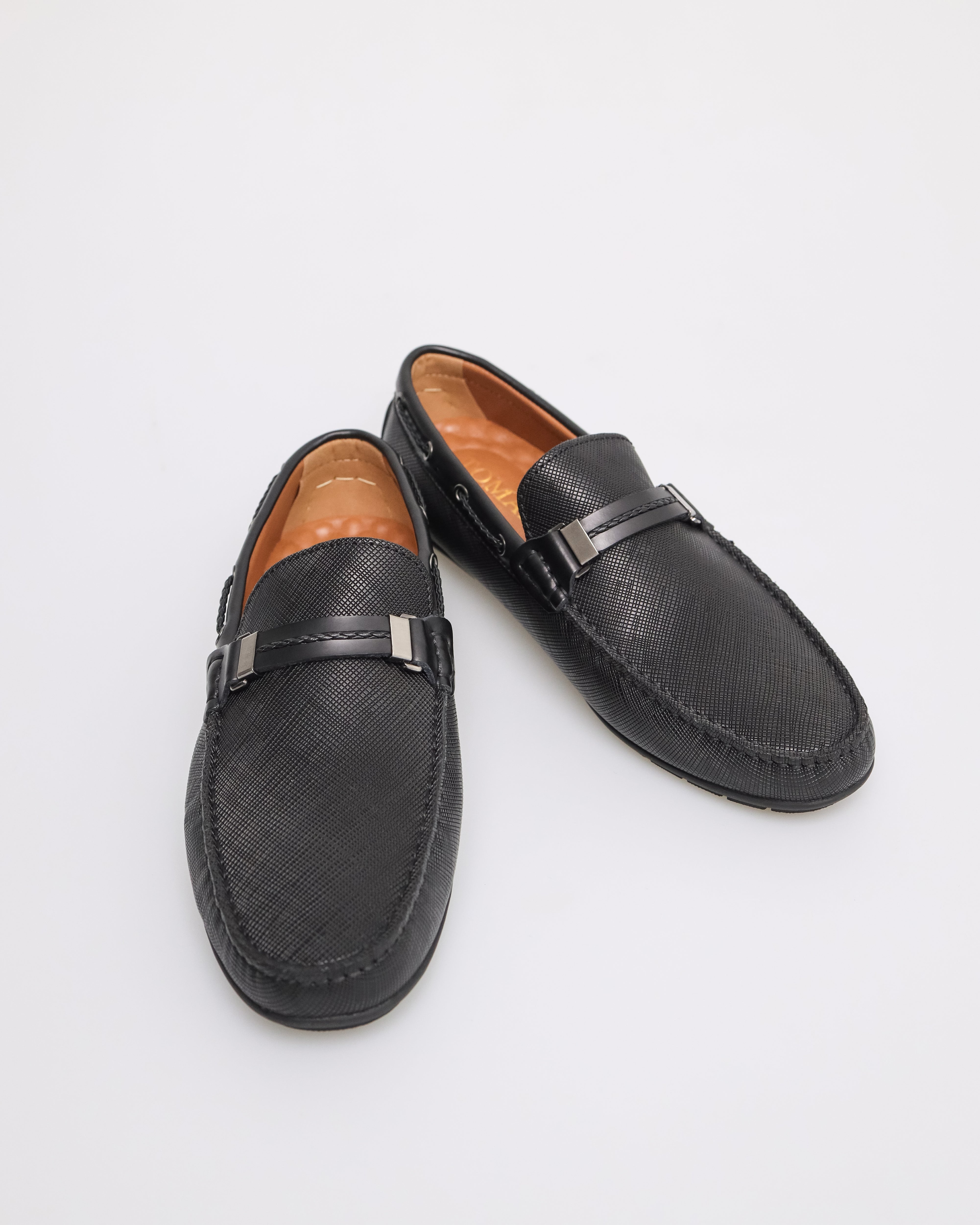 Tomaz C432 Men's Buckle Moccasins (Black)