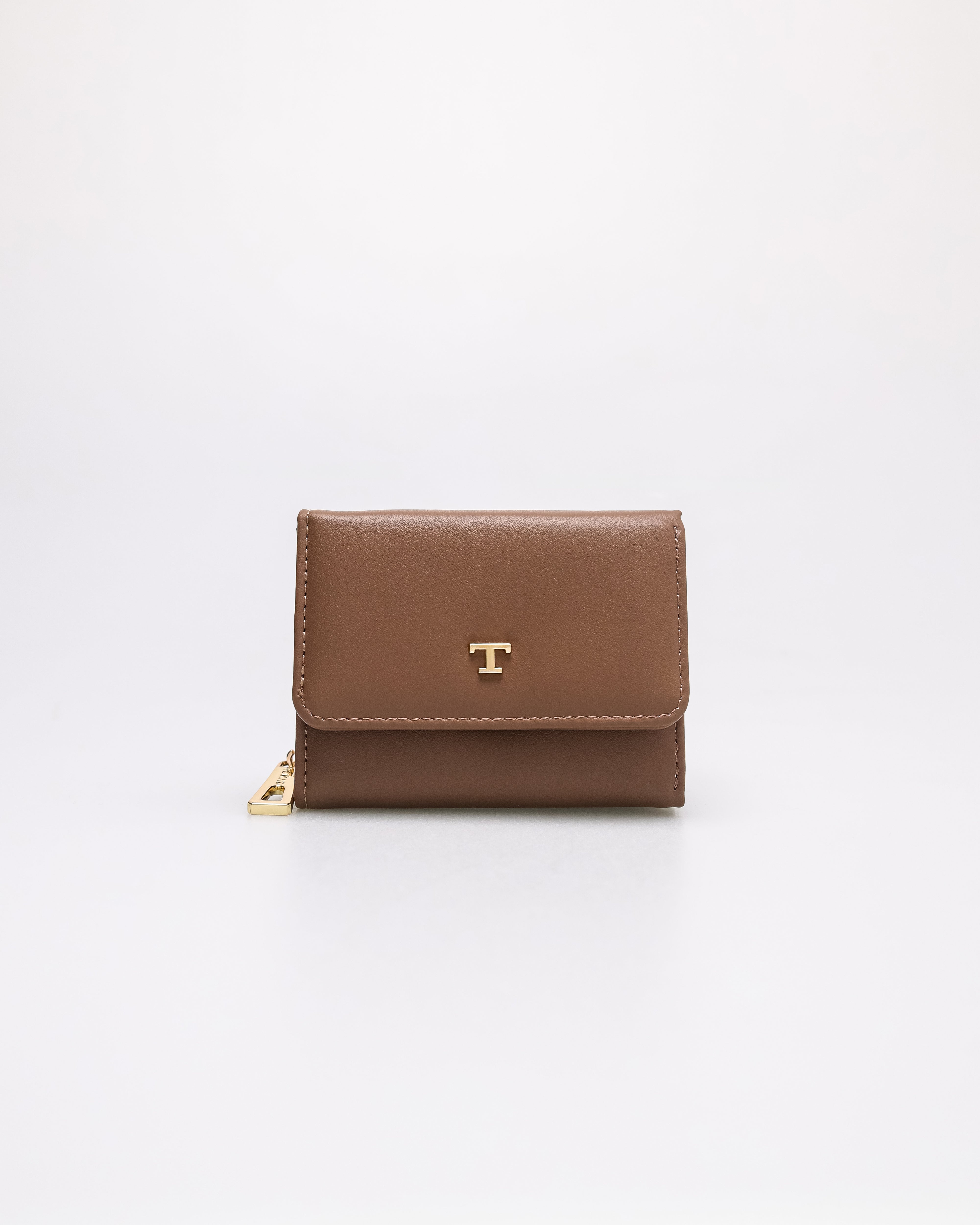 #color_tan