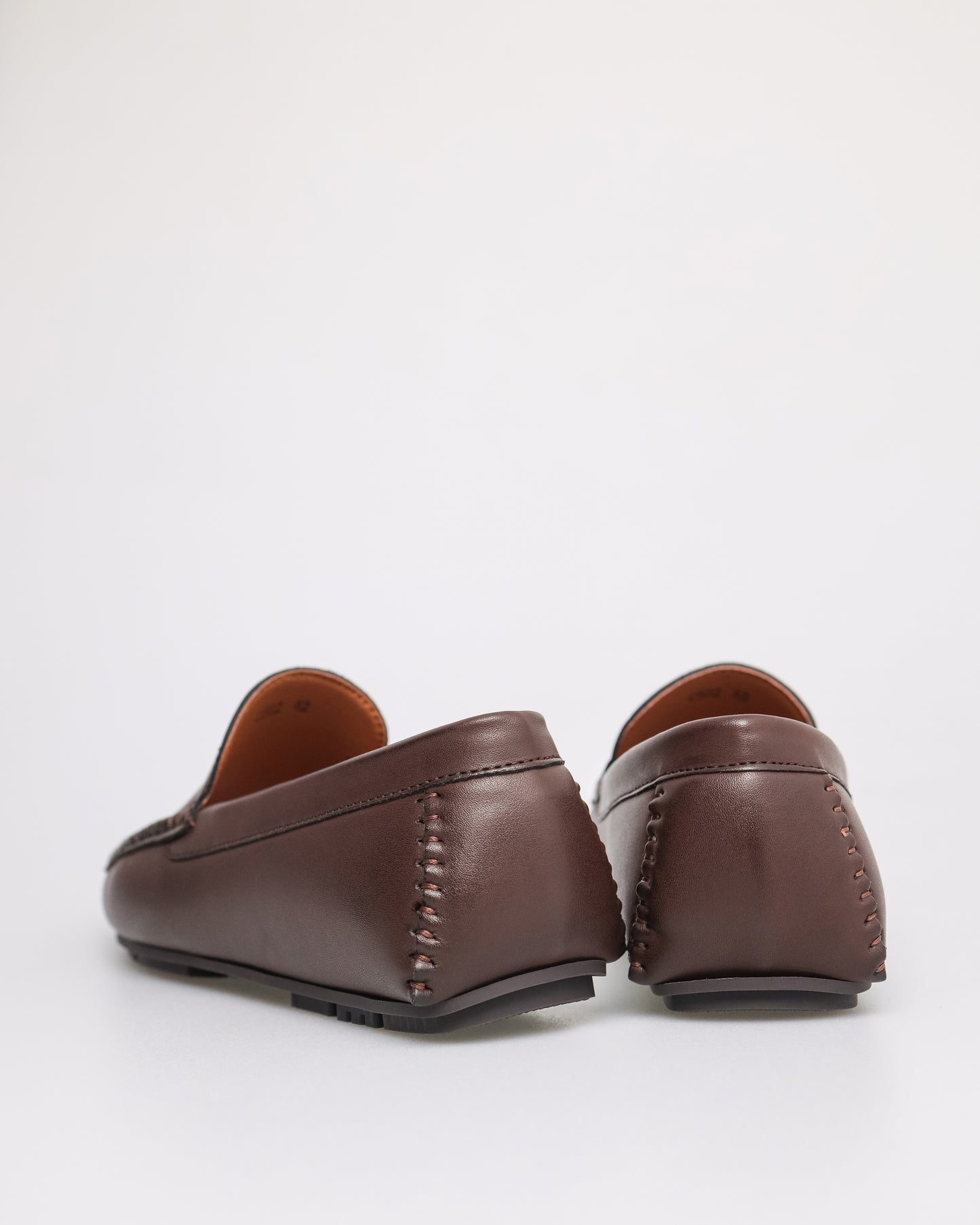 Tomaz C582 Men's Plain Moccasins (Coffee)