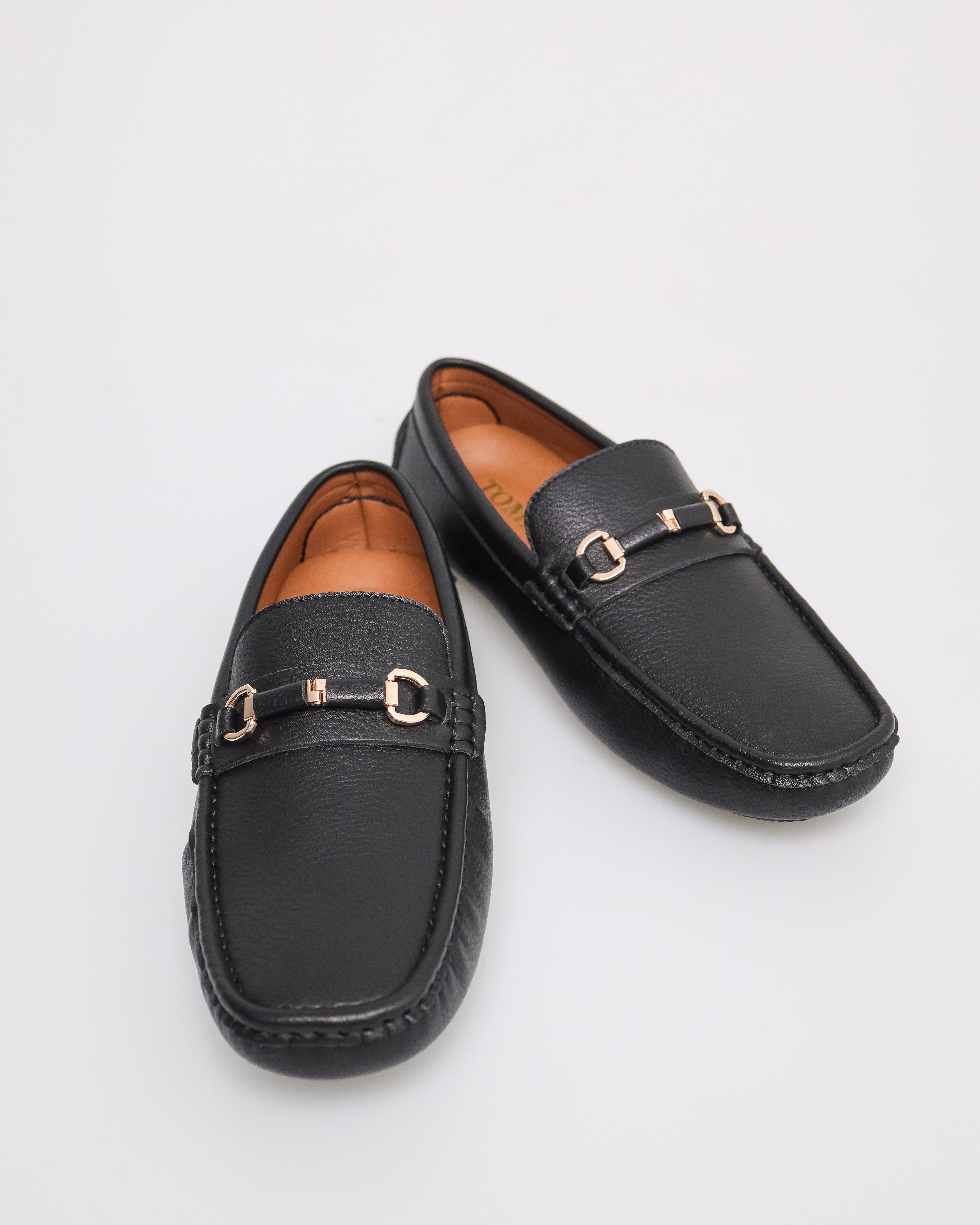 Tomaz C534 Men's Buckle Moccasins (Black)