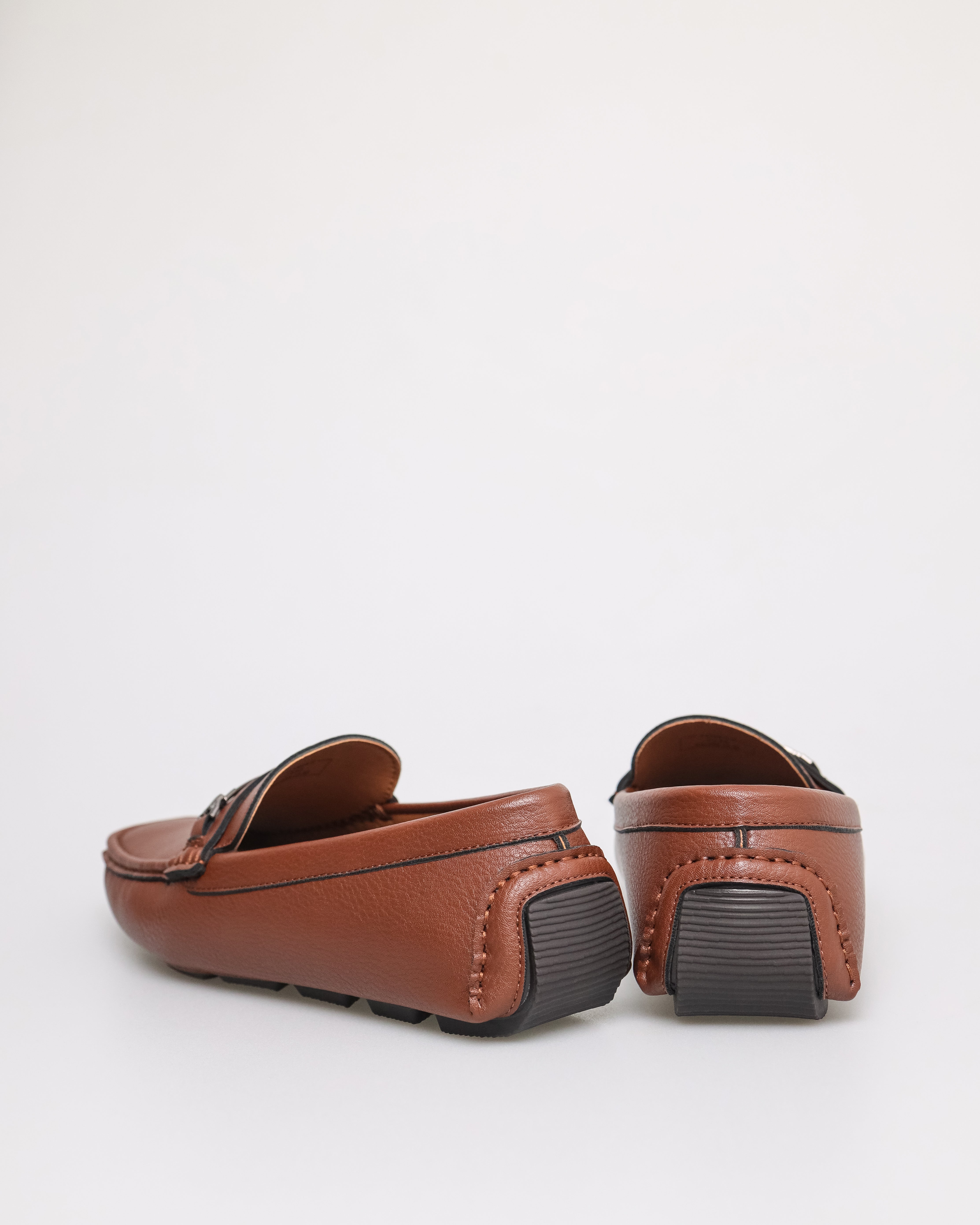 Tomaz C533 Men's Buckle Moccasins