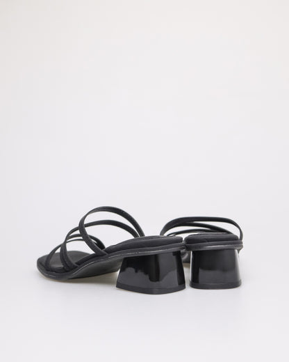 Tomaz NN176 Ladies Strappy Block Heels (Black)