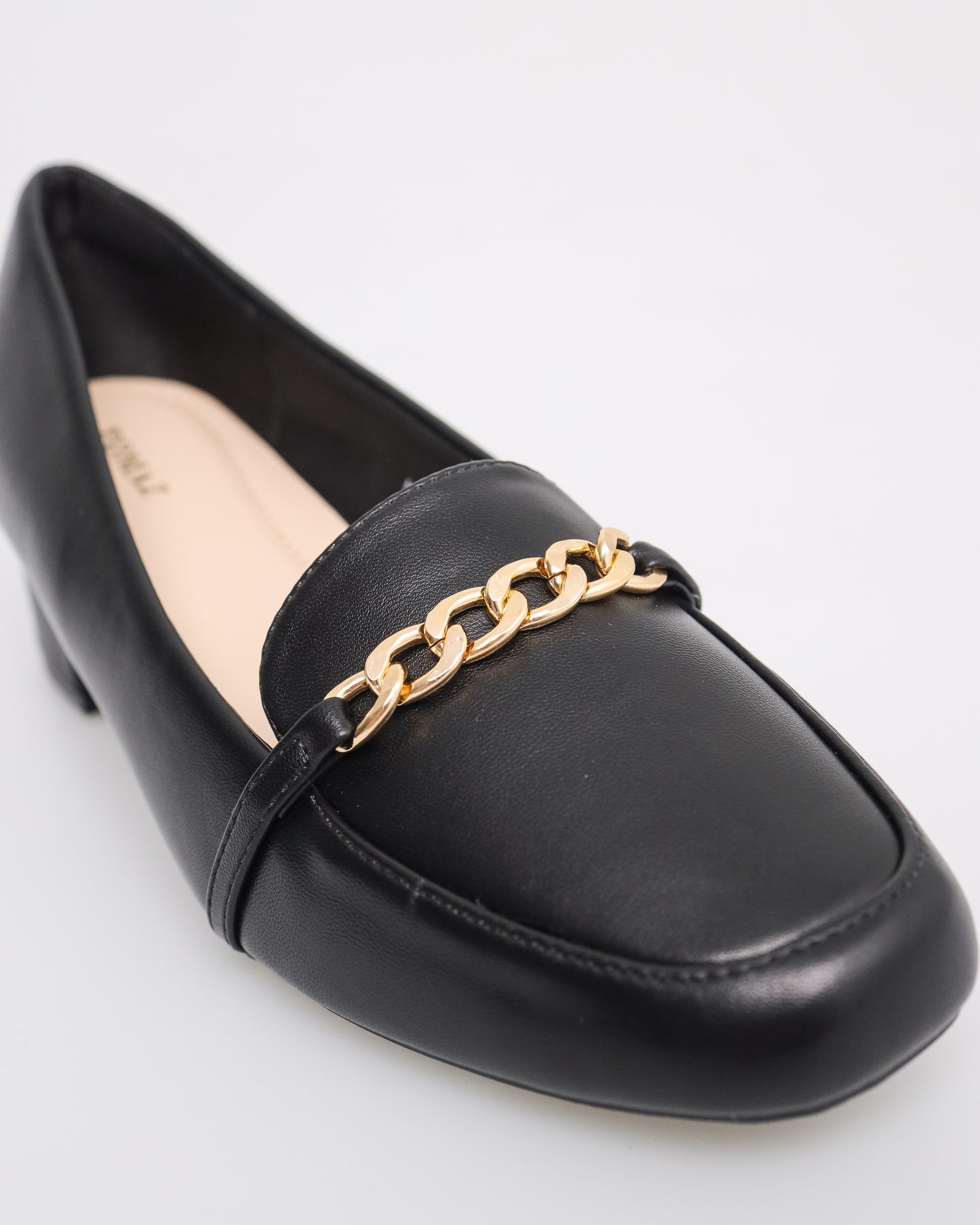 Tomaz NN205 Ladies Chained-Buckle Heeled Loafer (Black)
