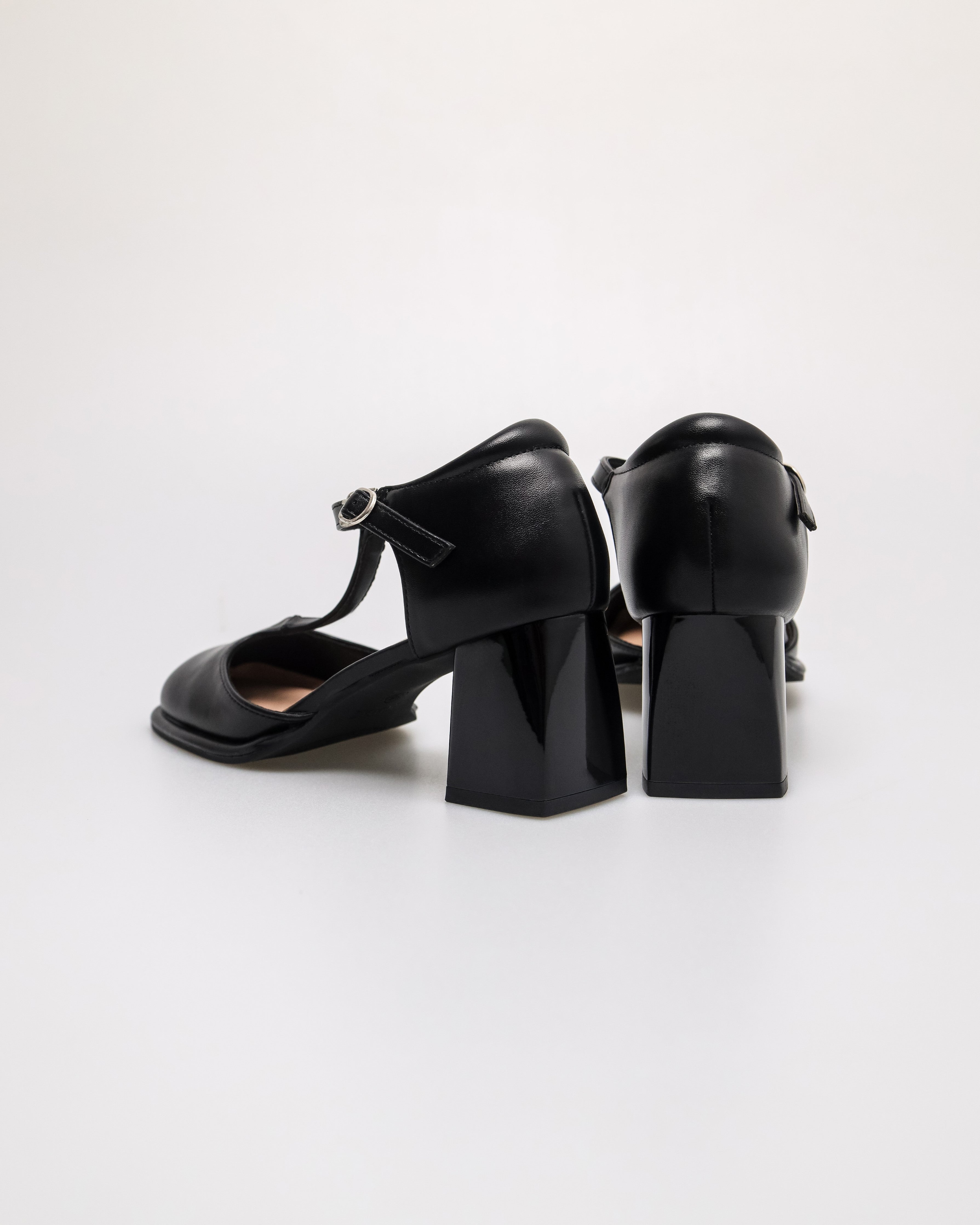 Tomaz NN390 Ladies Mary Jane Heels (Black)