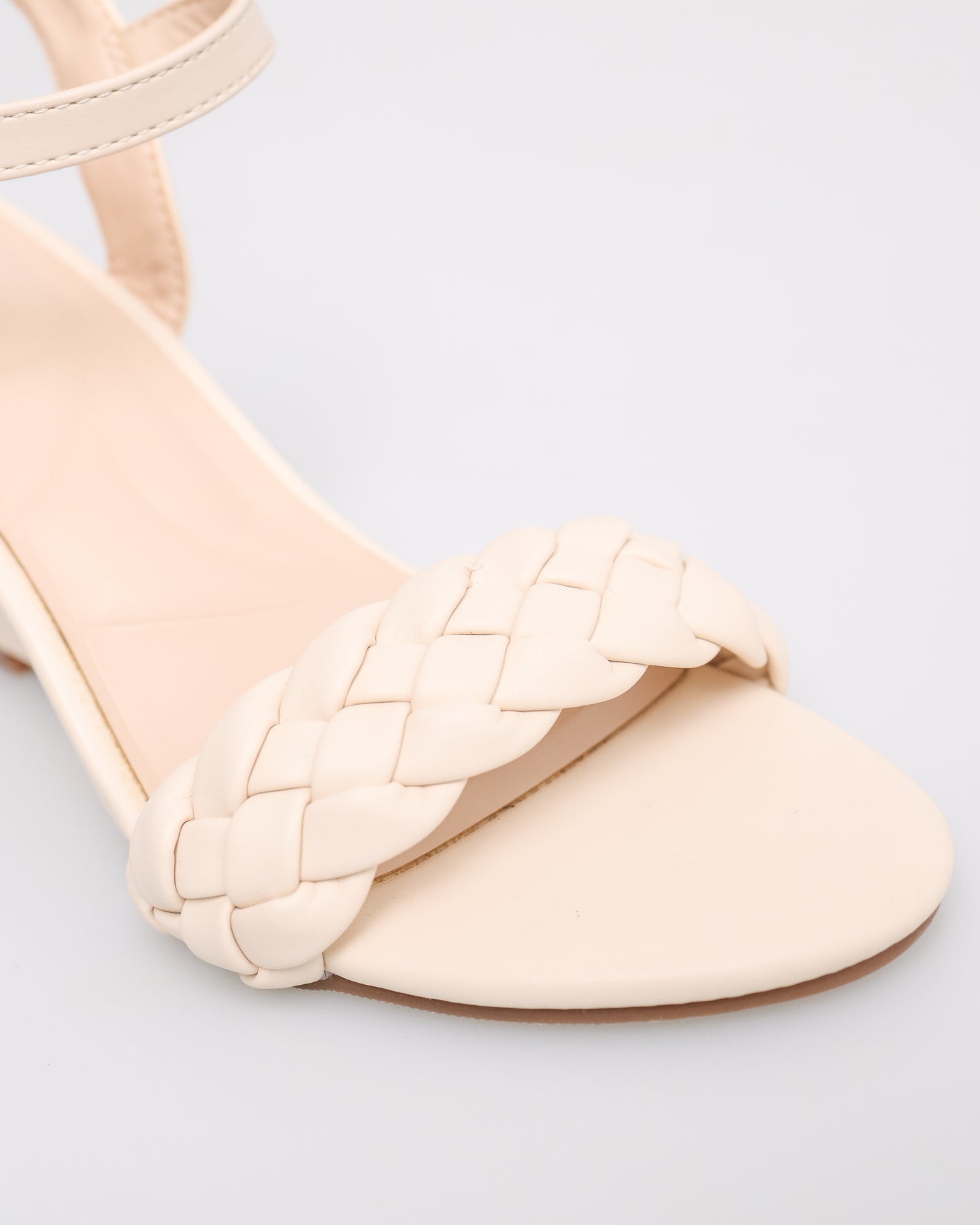 Tomaz NN200 Ladies Braided Wedges Heels (Cream)