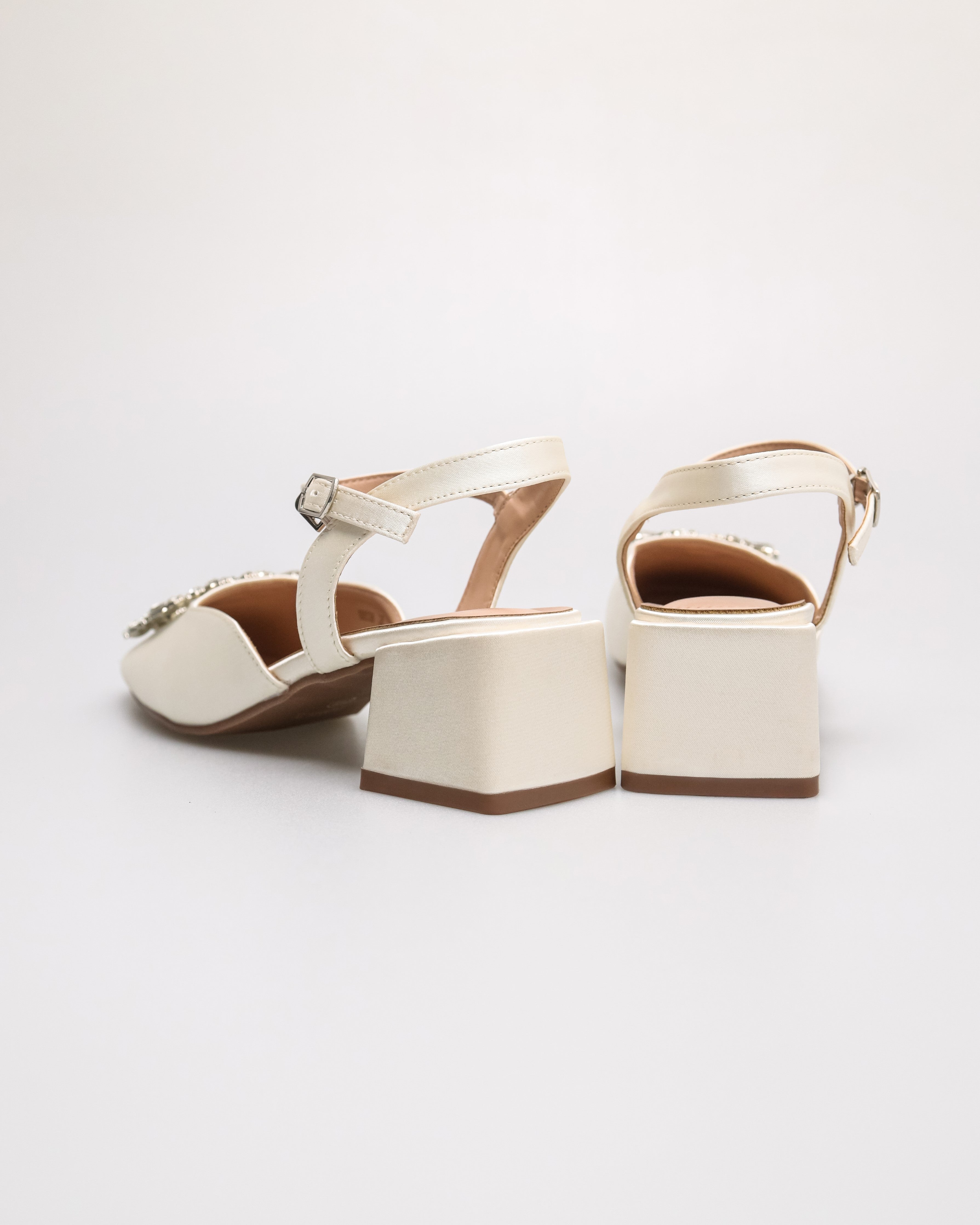 Tomaz NN538 Ladies Crystal Crest Heels (Cream)