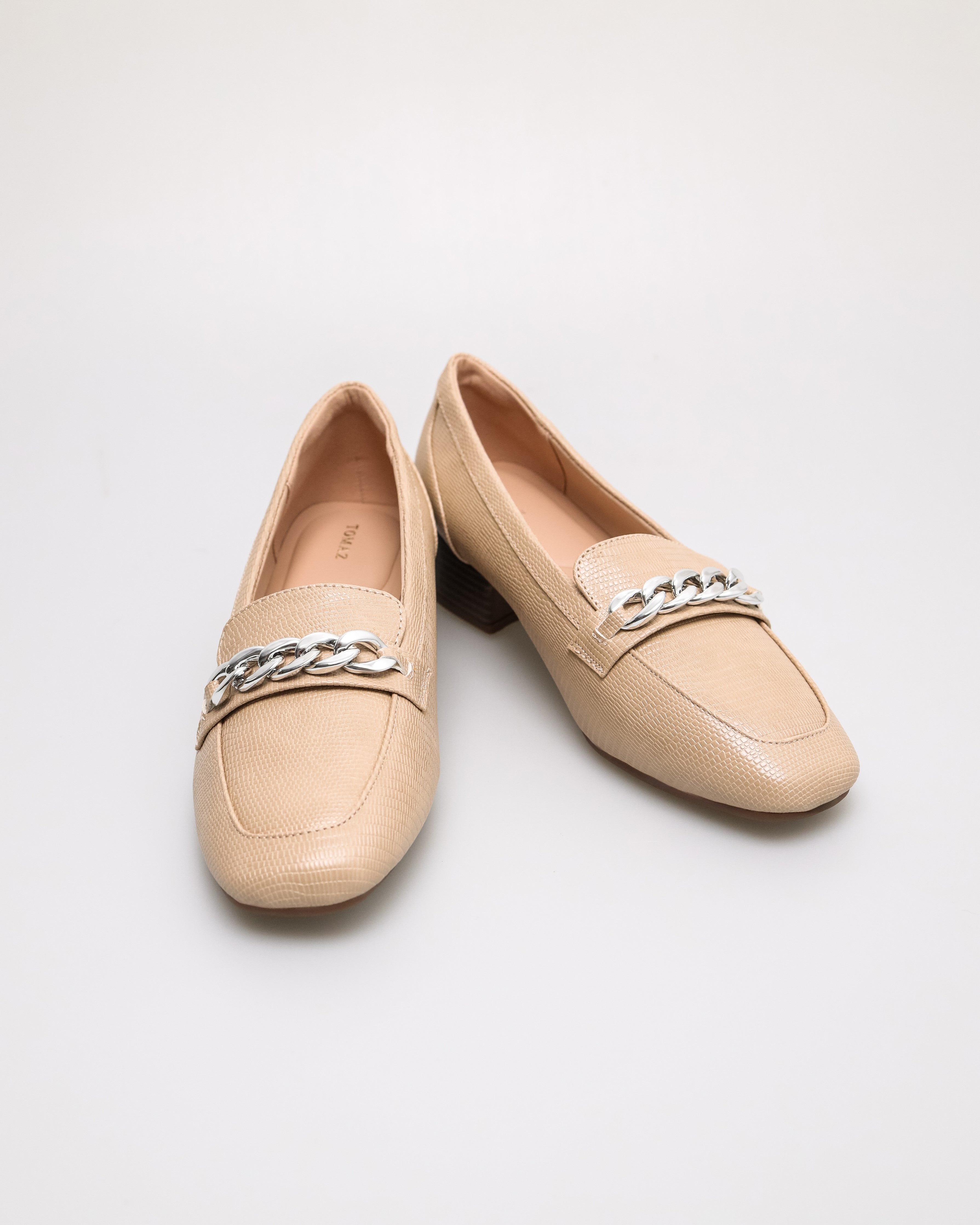 Tomaz NN367 Ladies Silvery Chain Loafers (Beige)