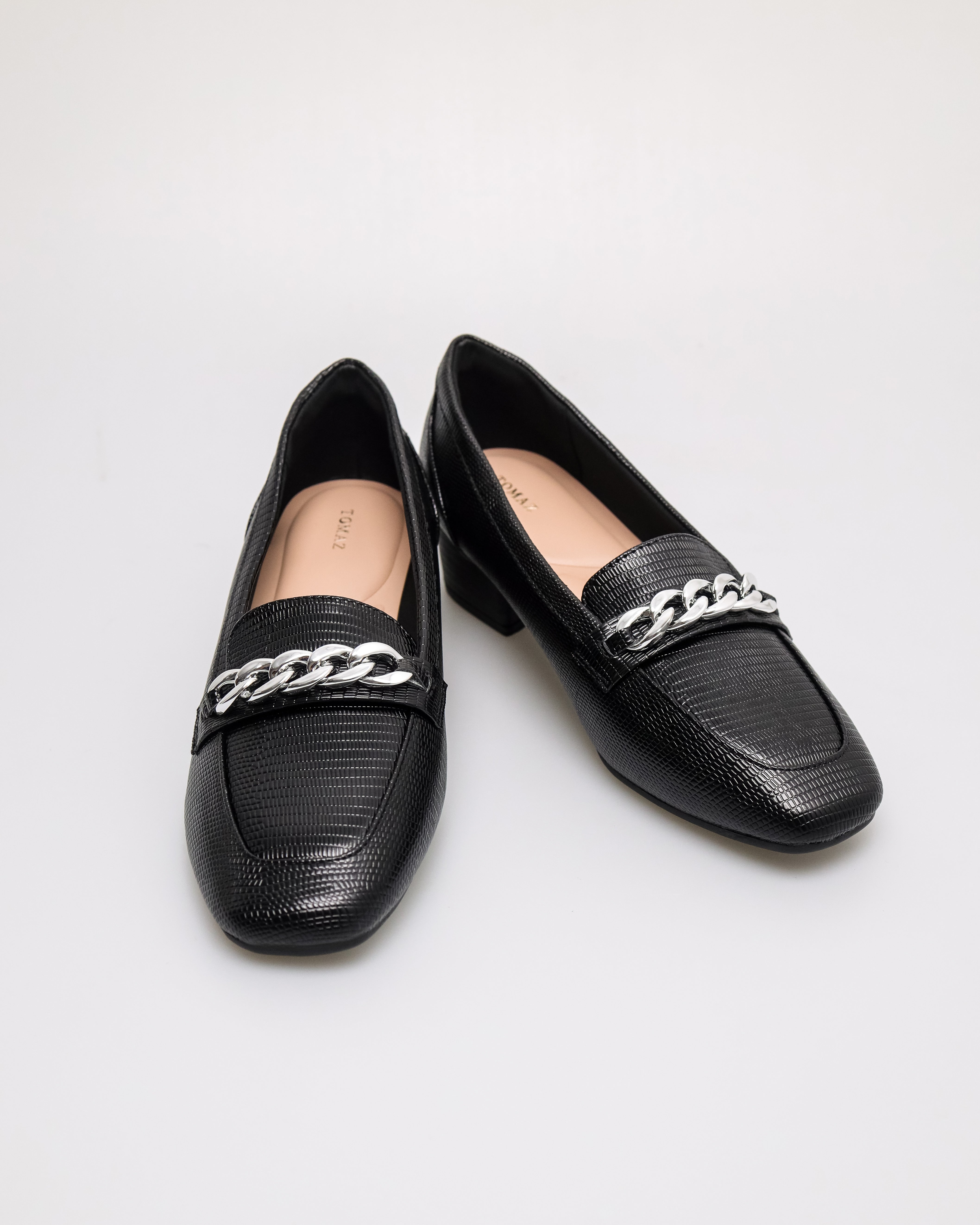 Tomaz NN367 Ladies Silvery Chain Loafers (Black)