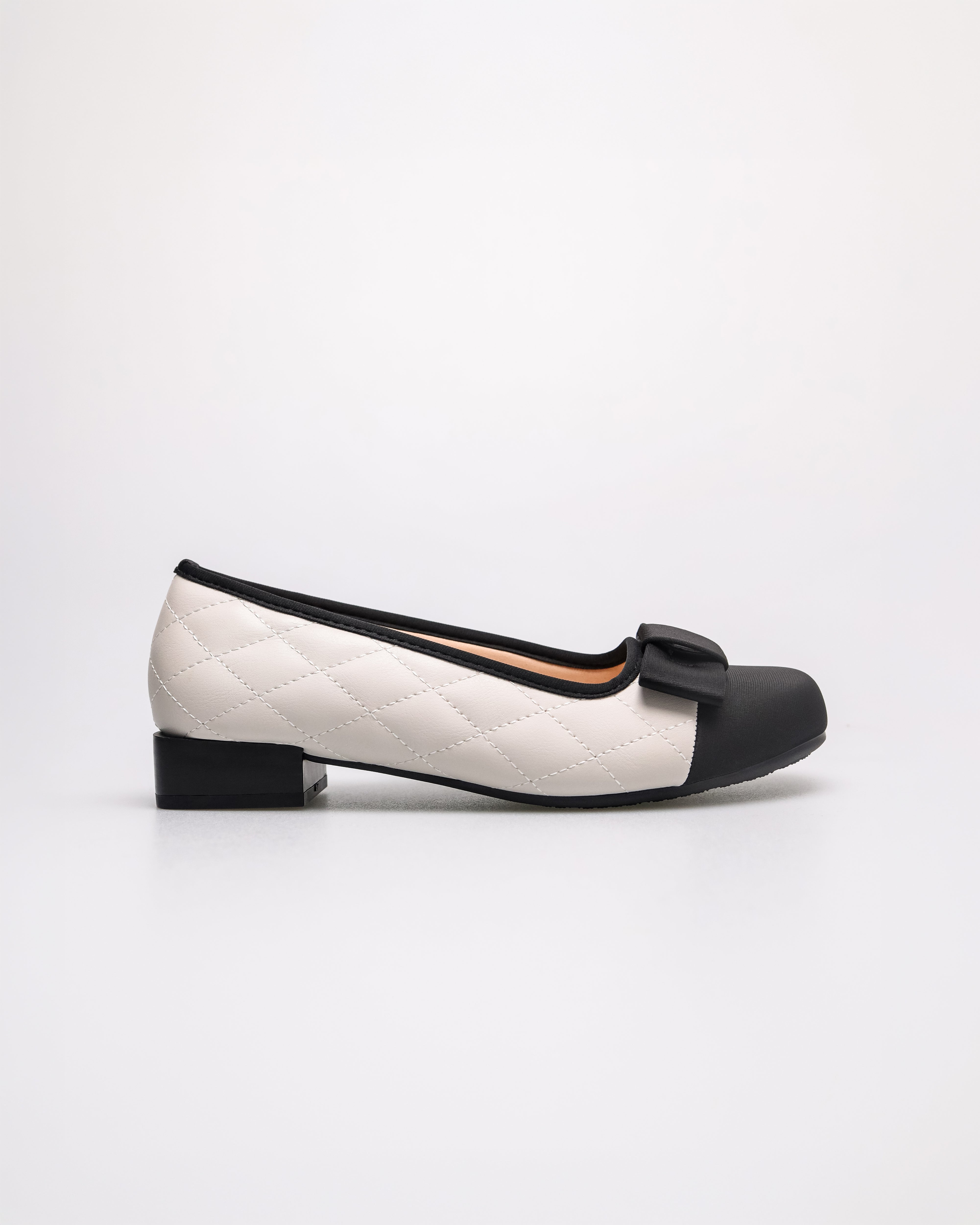 #color_black/camel