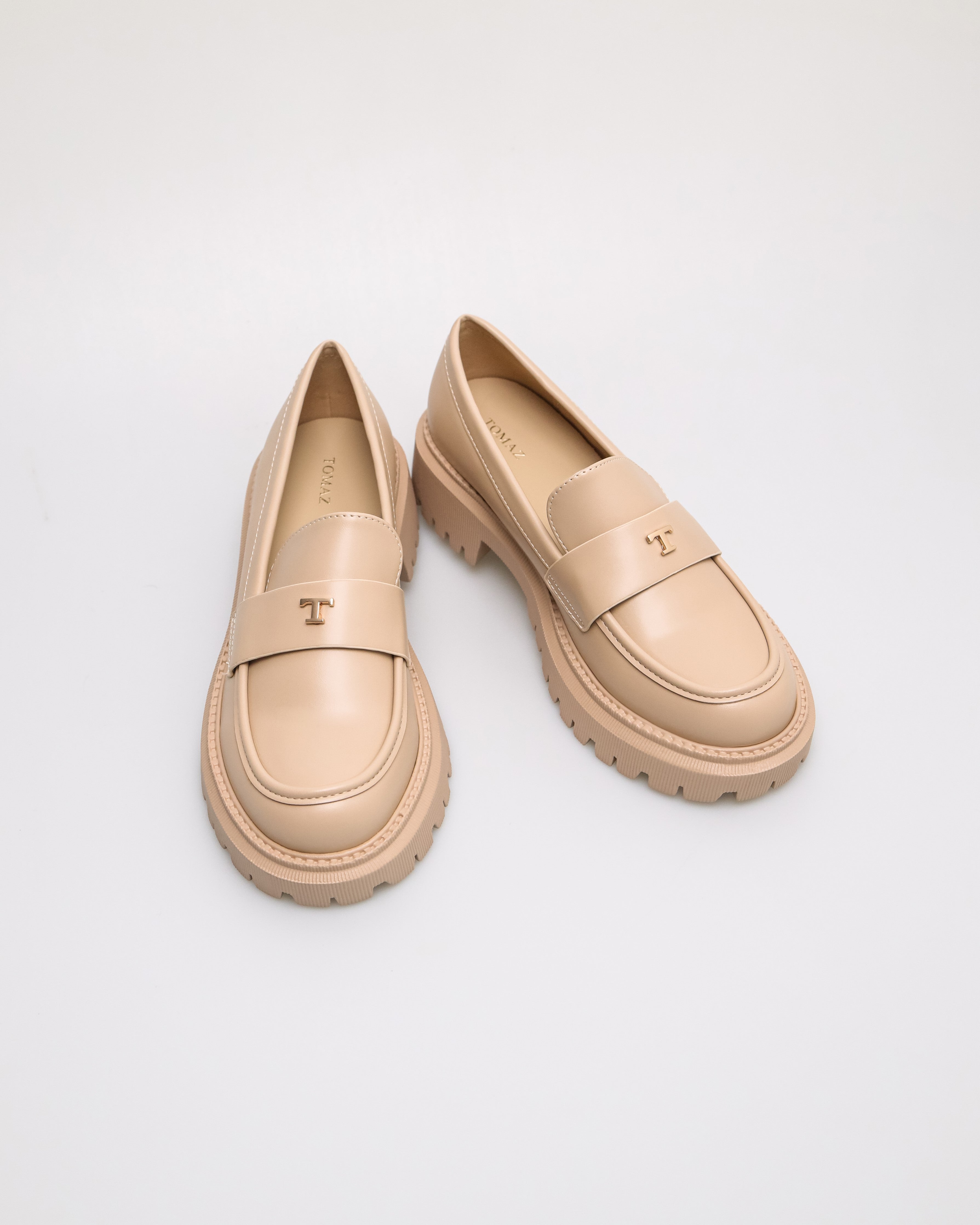 Tomaz FL110 Ladies Chunk T Loafers (Beige)