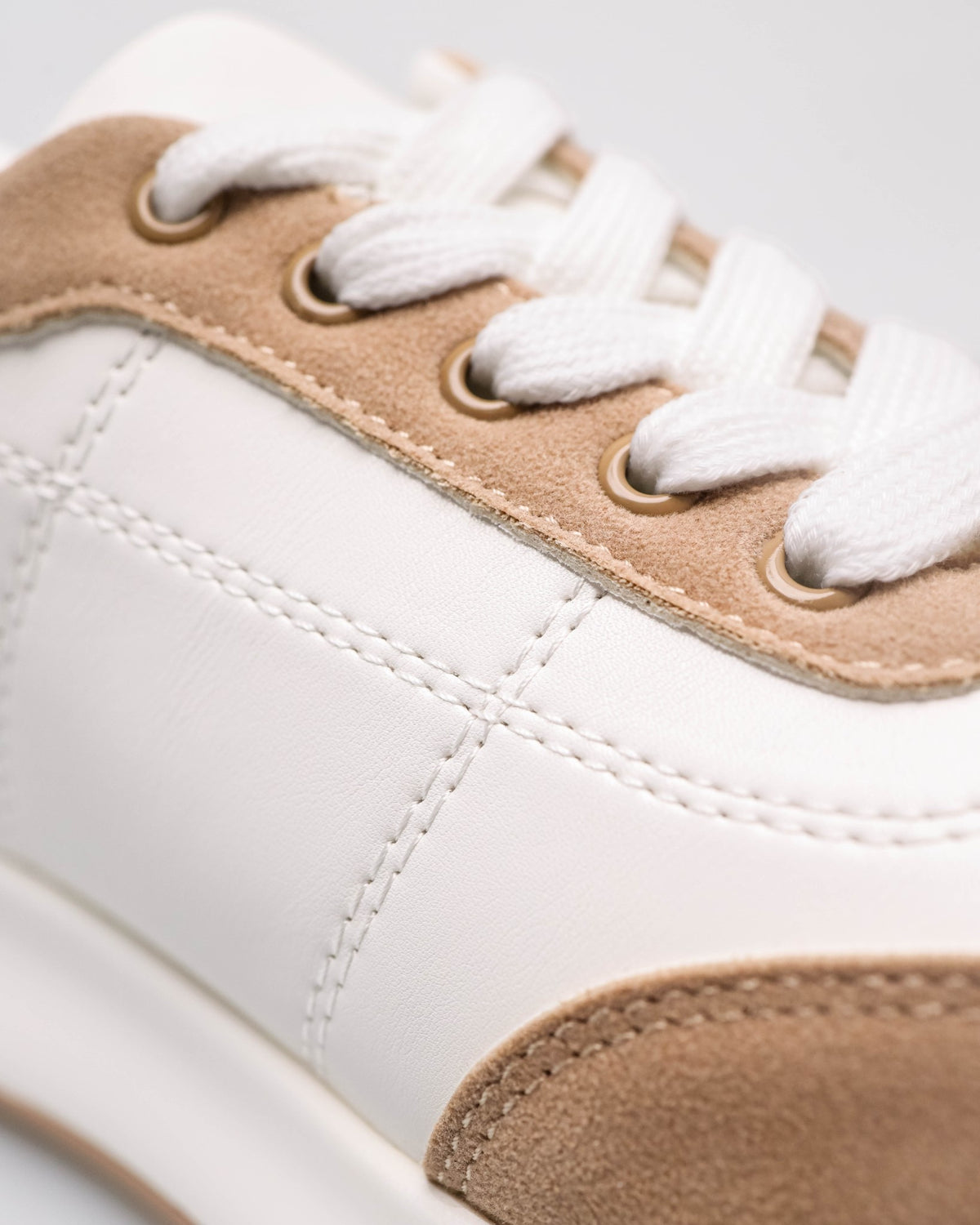 #color_white/beige