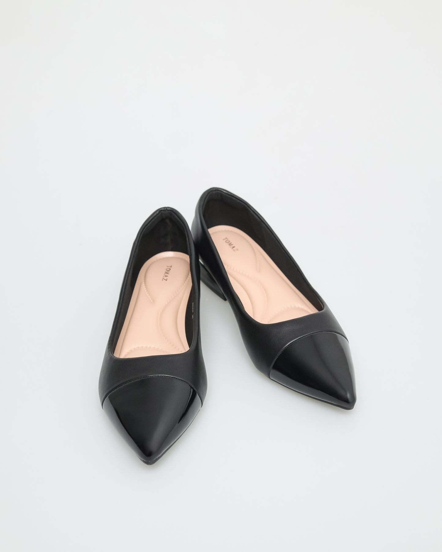 Tomaz NN237 Ladies Pointy Flats (Black)