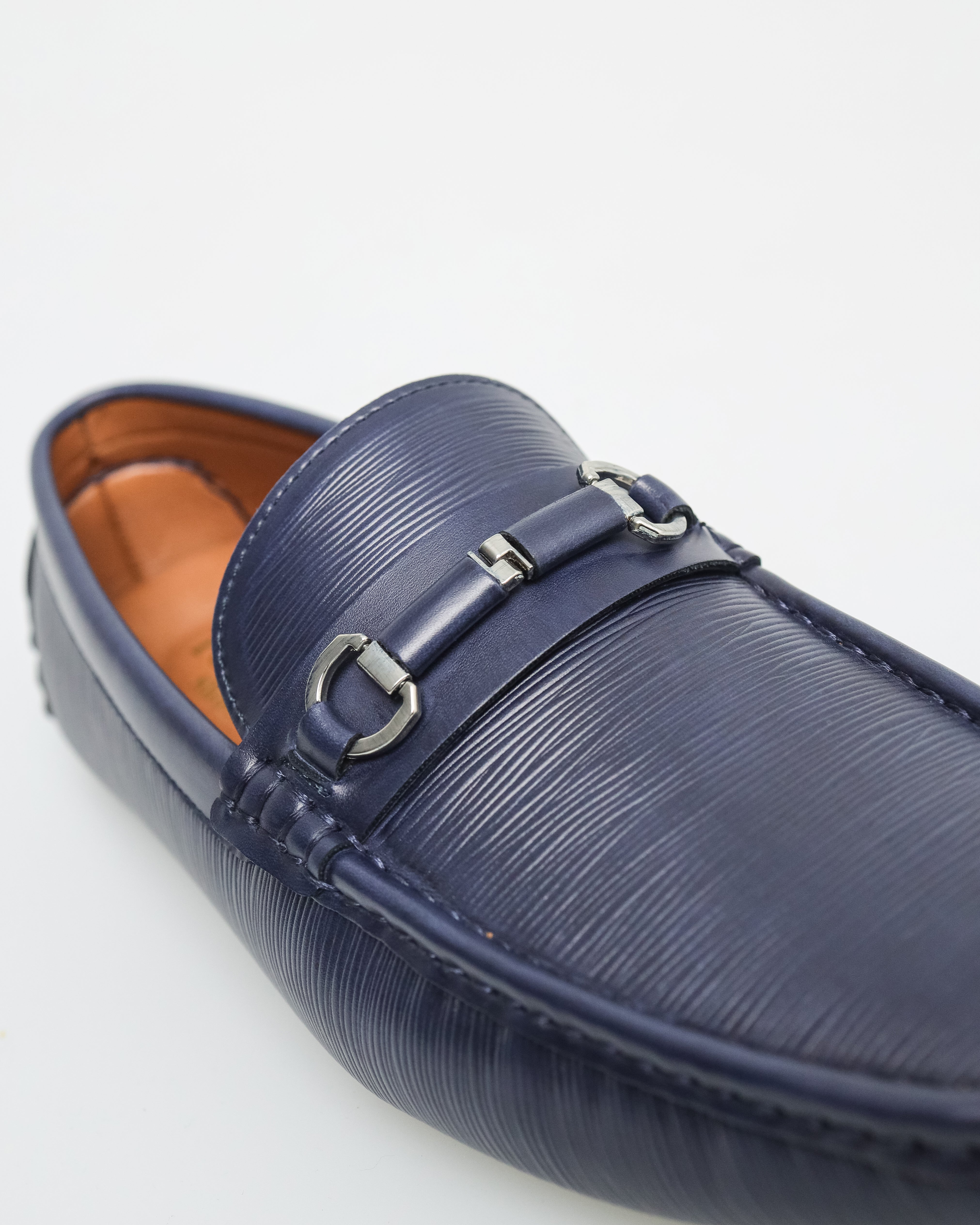 Tomaz C506 Men's Buckle Moccasins (Navy)