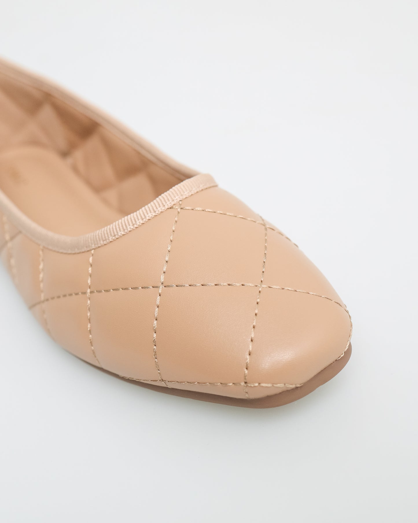 Tomaz NN252 Ladies Quilted Ballerina Flat (Beige)