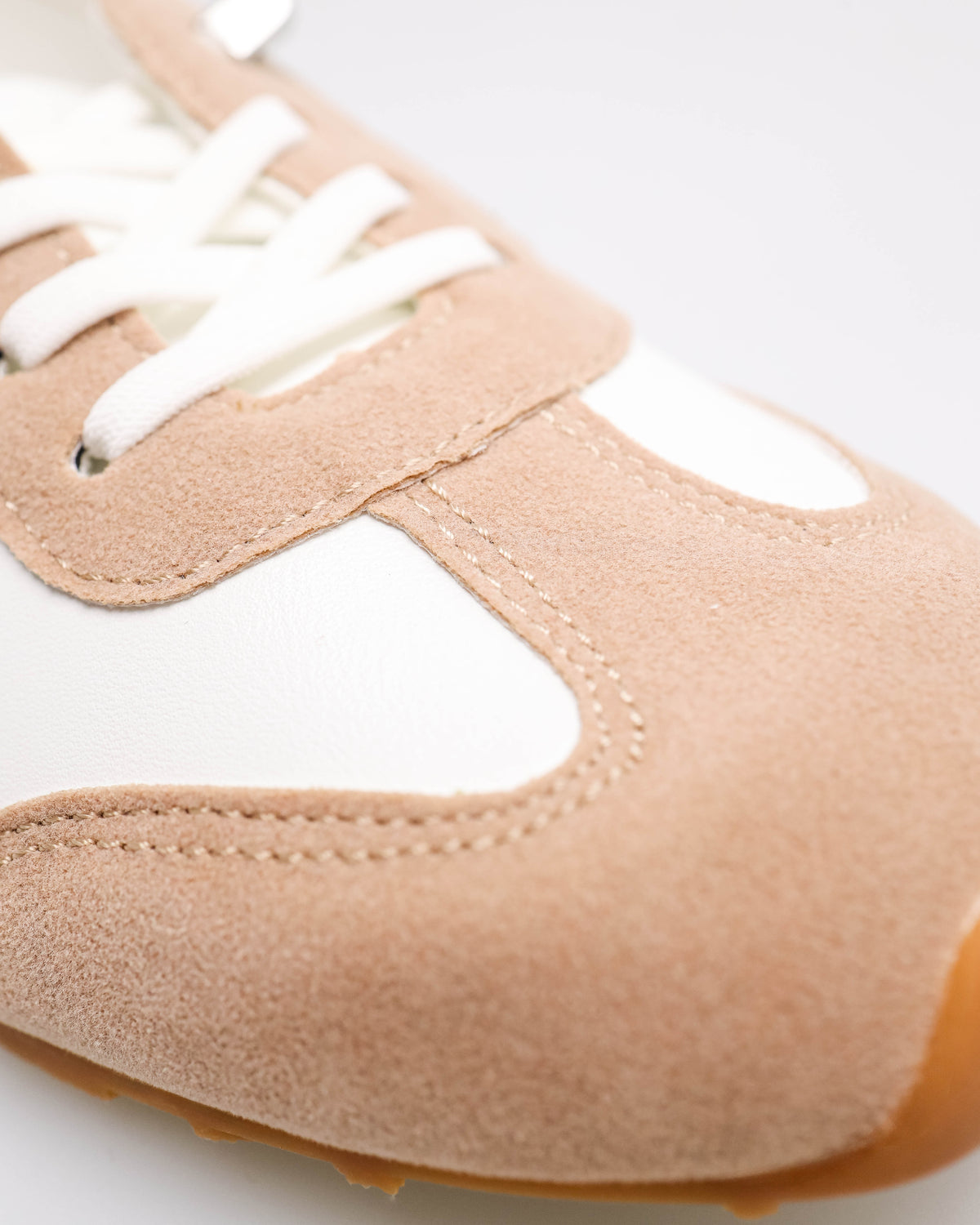#color_white/beige
