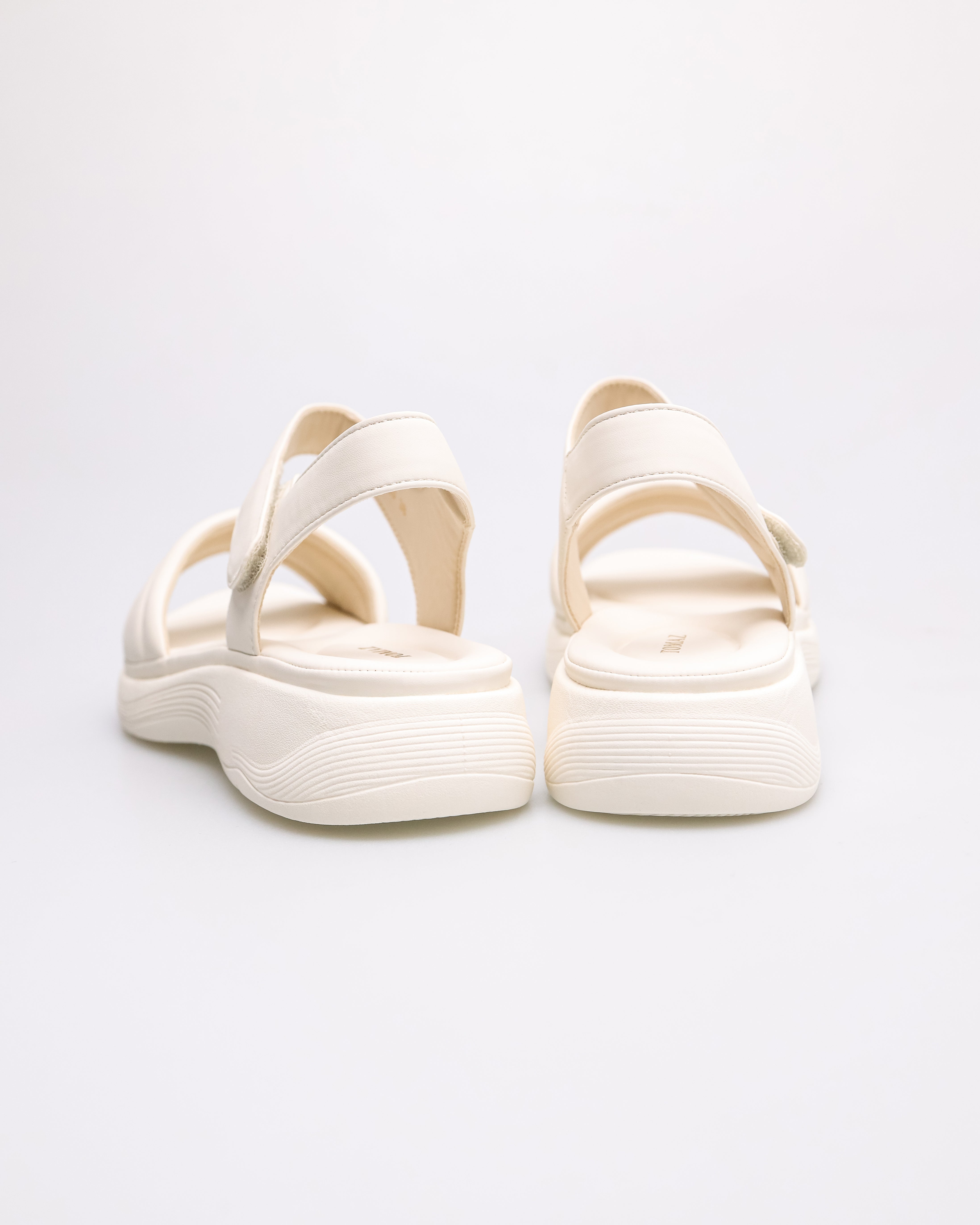 #color_ivory