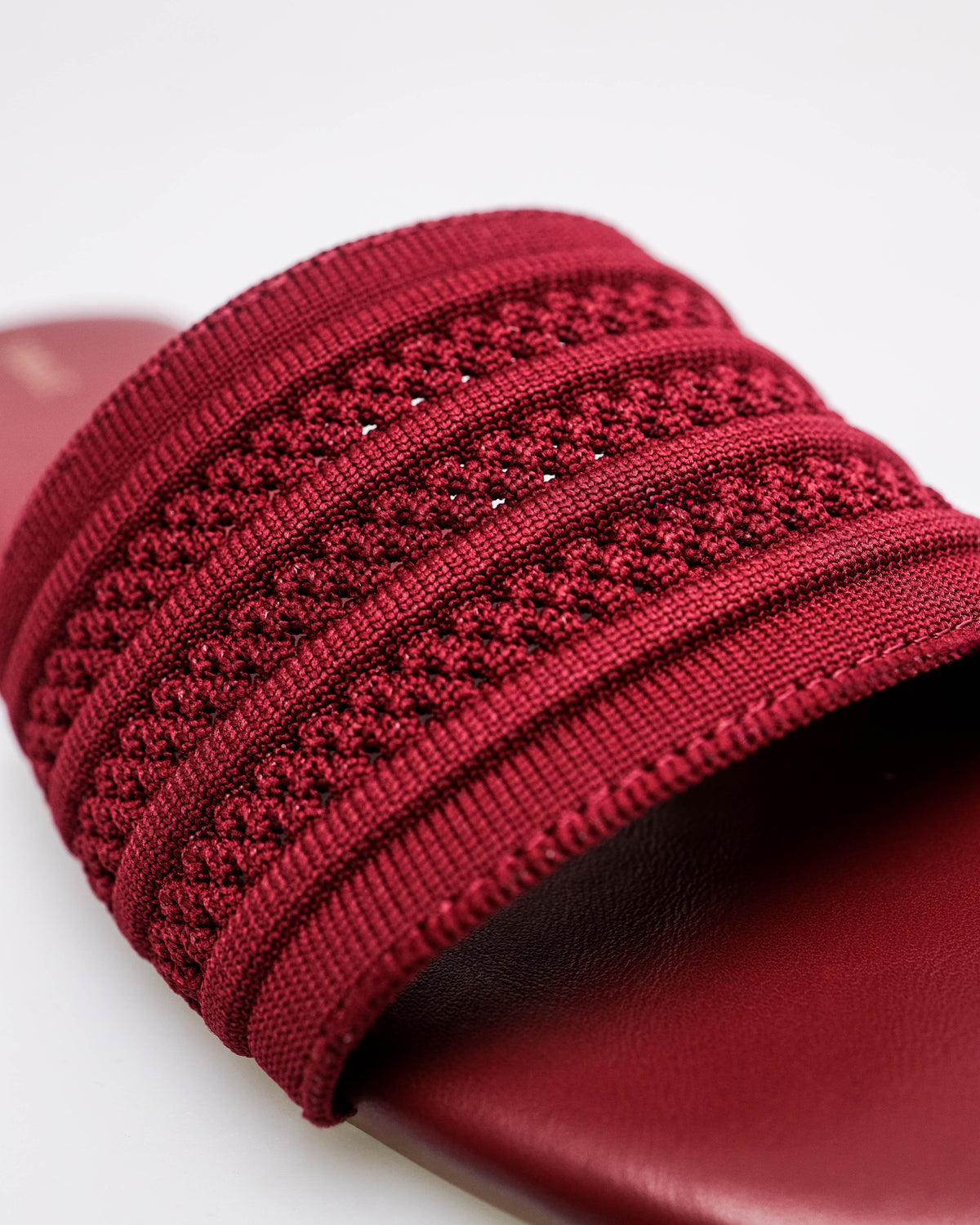 #color_maroon