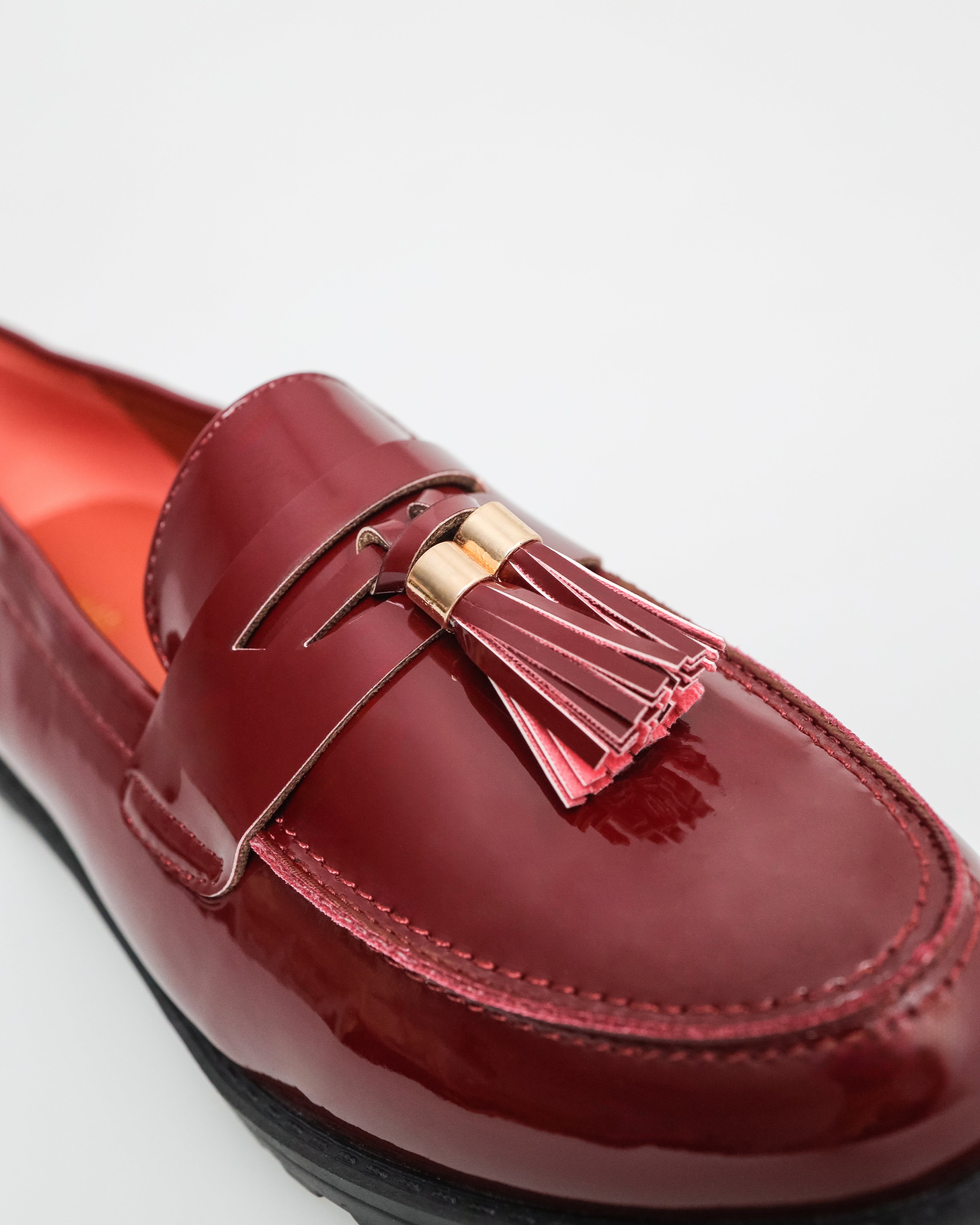 Tomaz FL041 Ladies Tassel Loafers (Maroon)