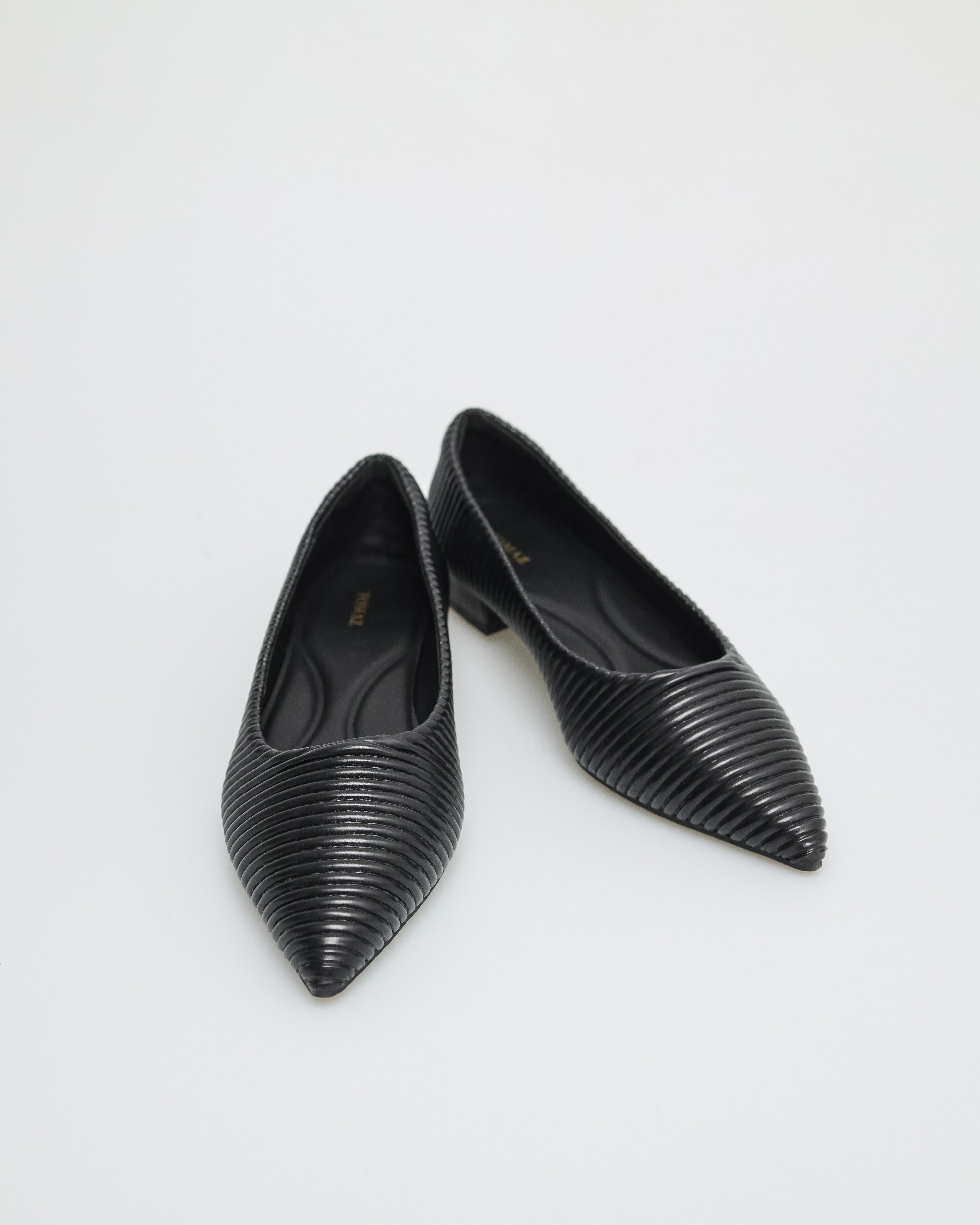 Tomaz FL028 Ladies Pointy Low Heels (Black)