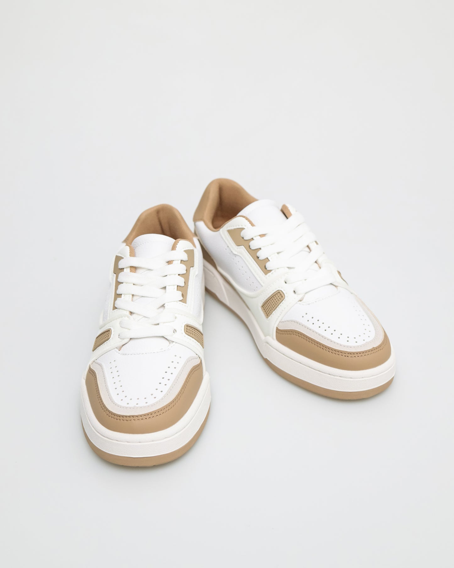 Tomaz C611L Ladies Sneakers (White/Beige)