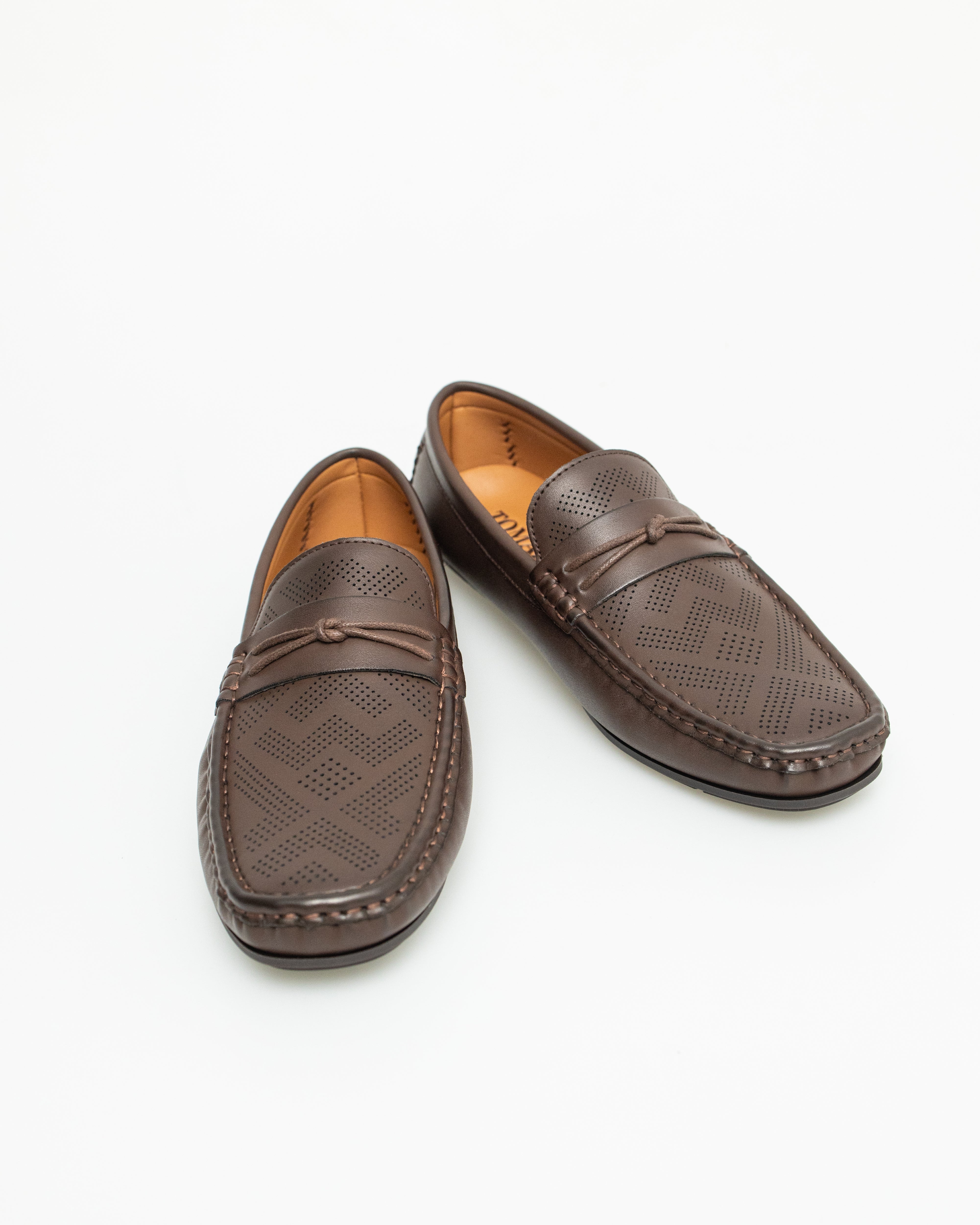 Tomaz C583 Men's Knot Moccasins (Coffee)