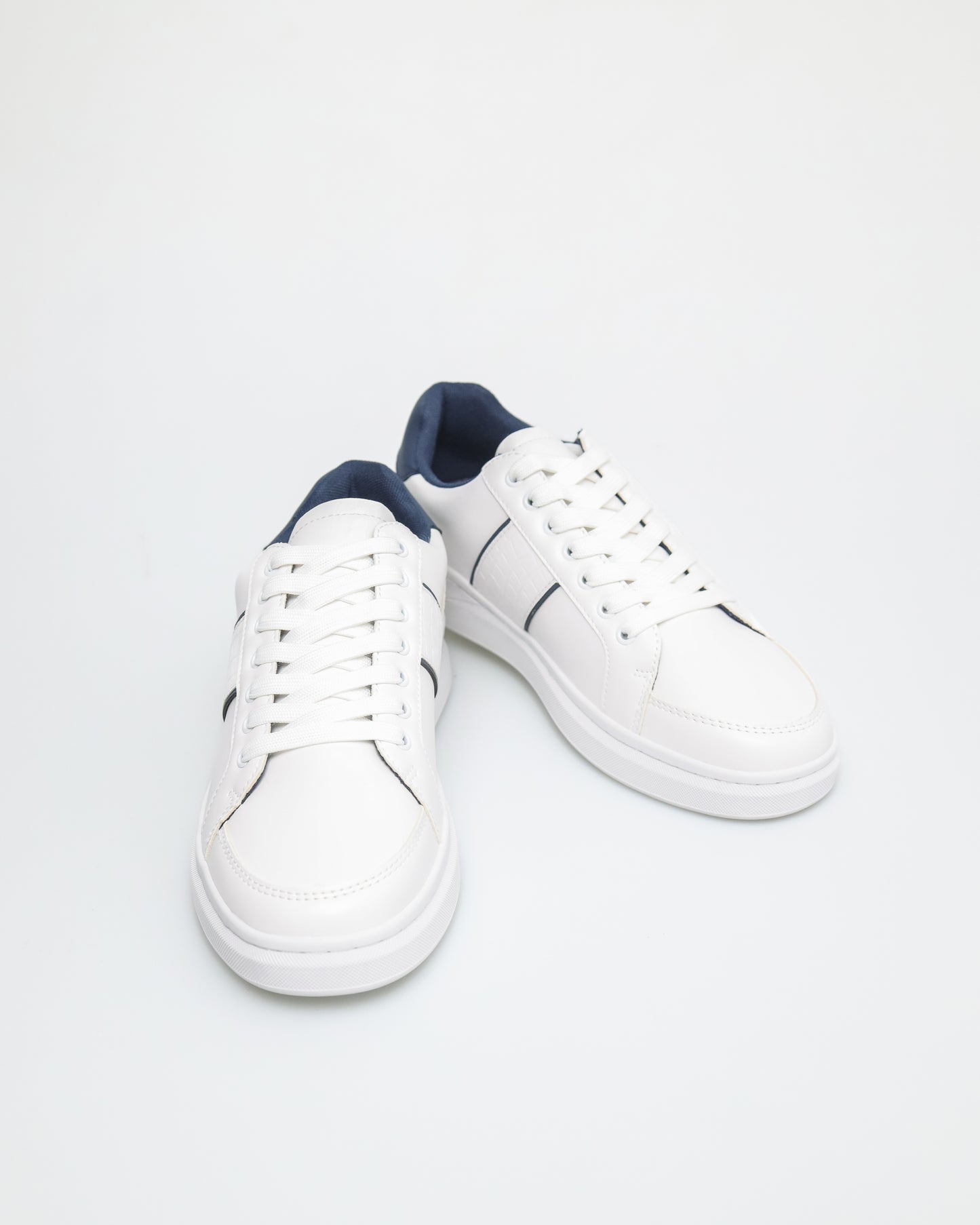 Tomaz C627 Men's PureStep Sneakers (White/Navy)