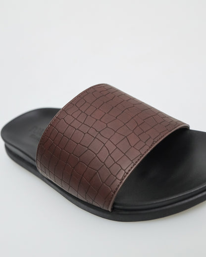 Tomaz C635 Men's Serene Slides (Coffee)