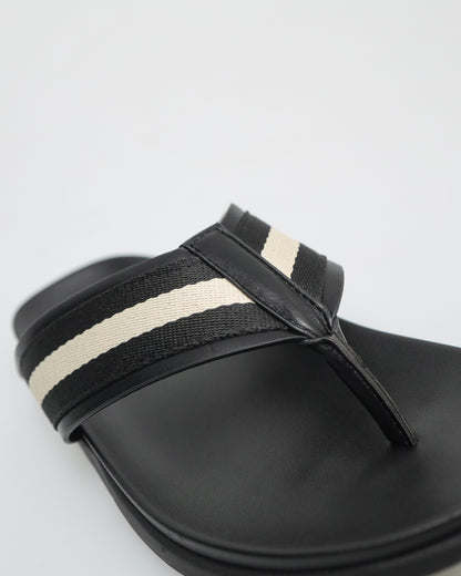 Tomaz C634 Men's Stripe Sandal (Black/Off White)