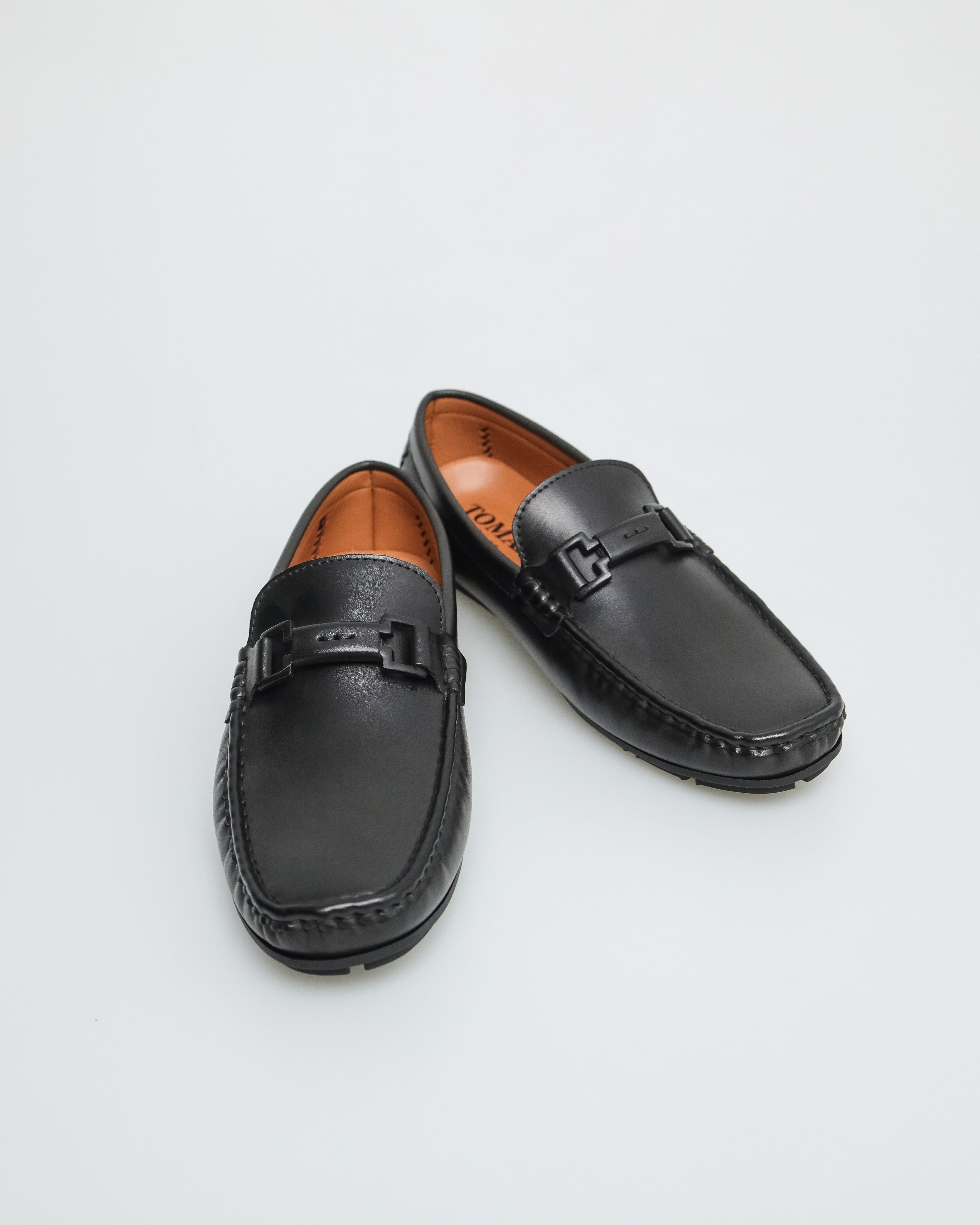 Tomaz C577 Men's Elegance Buckle Moccasins (Black)