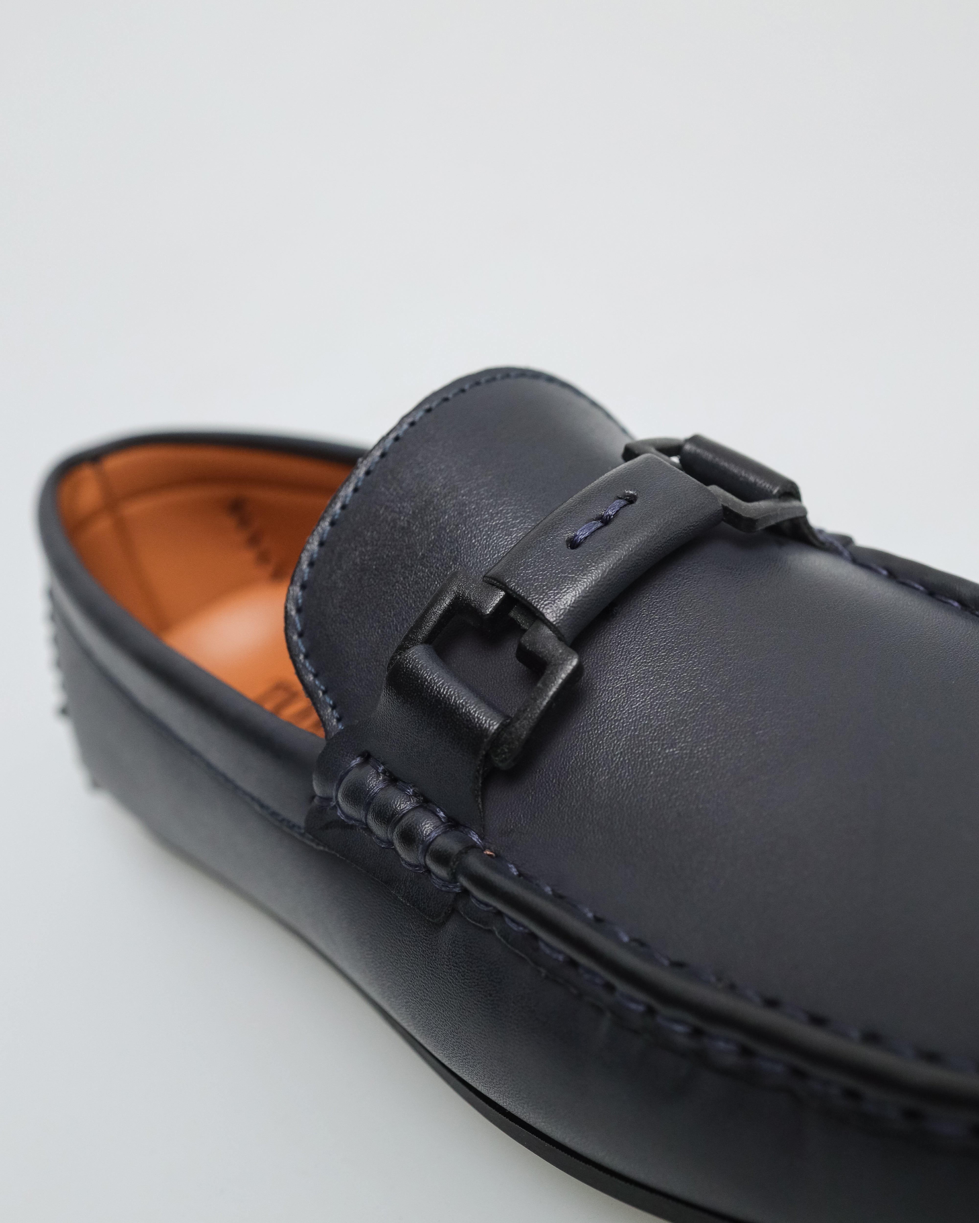 Tomaz C577 Men's Elegance Buckle Moccasins (Navy)