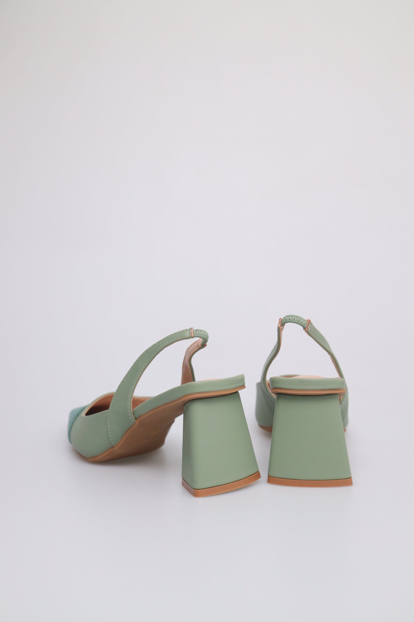 Tomaz FL045 Ladies Pointed Toe Slingback Heels (Green)