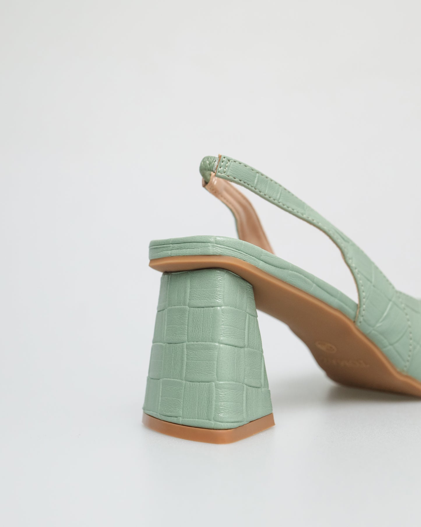 Tomaz FL046 Ladies Pointed Toe Slingback Heels (Green)