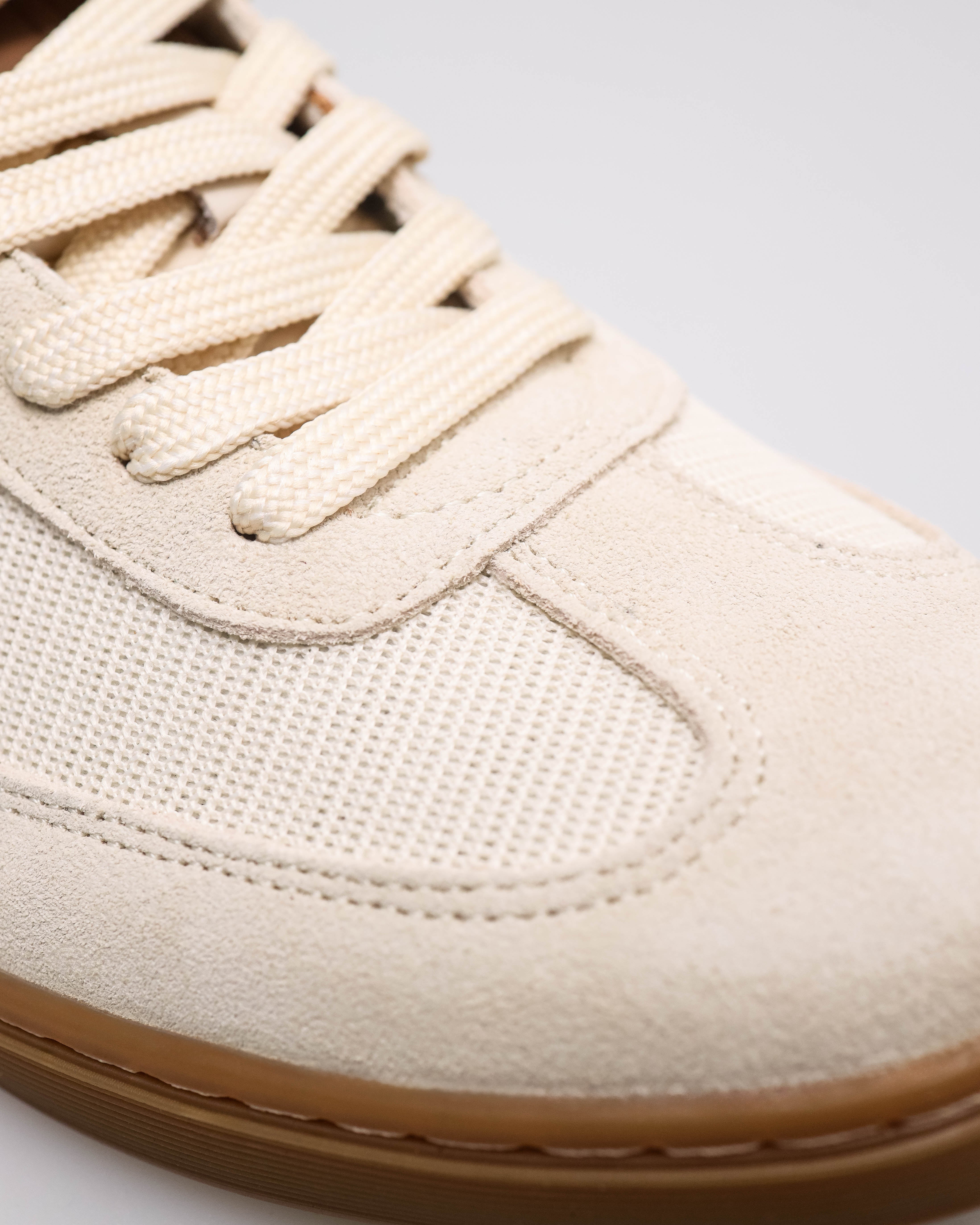 #color_apricot/beige