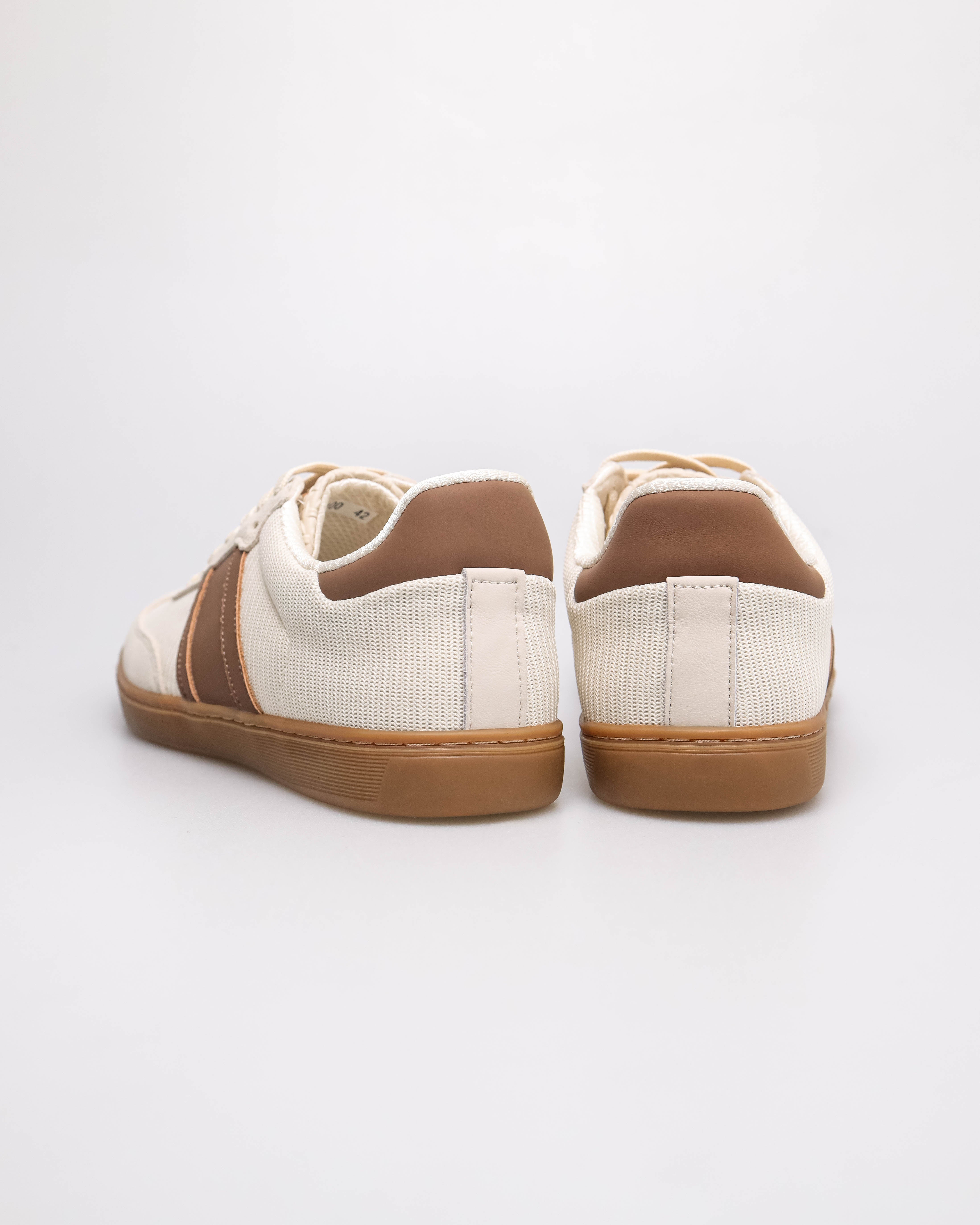 #color_apricot/beige