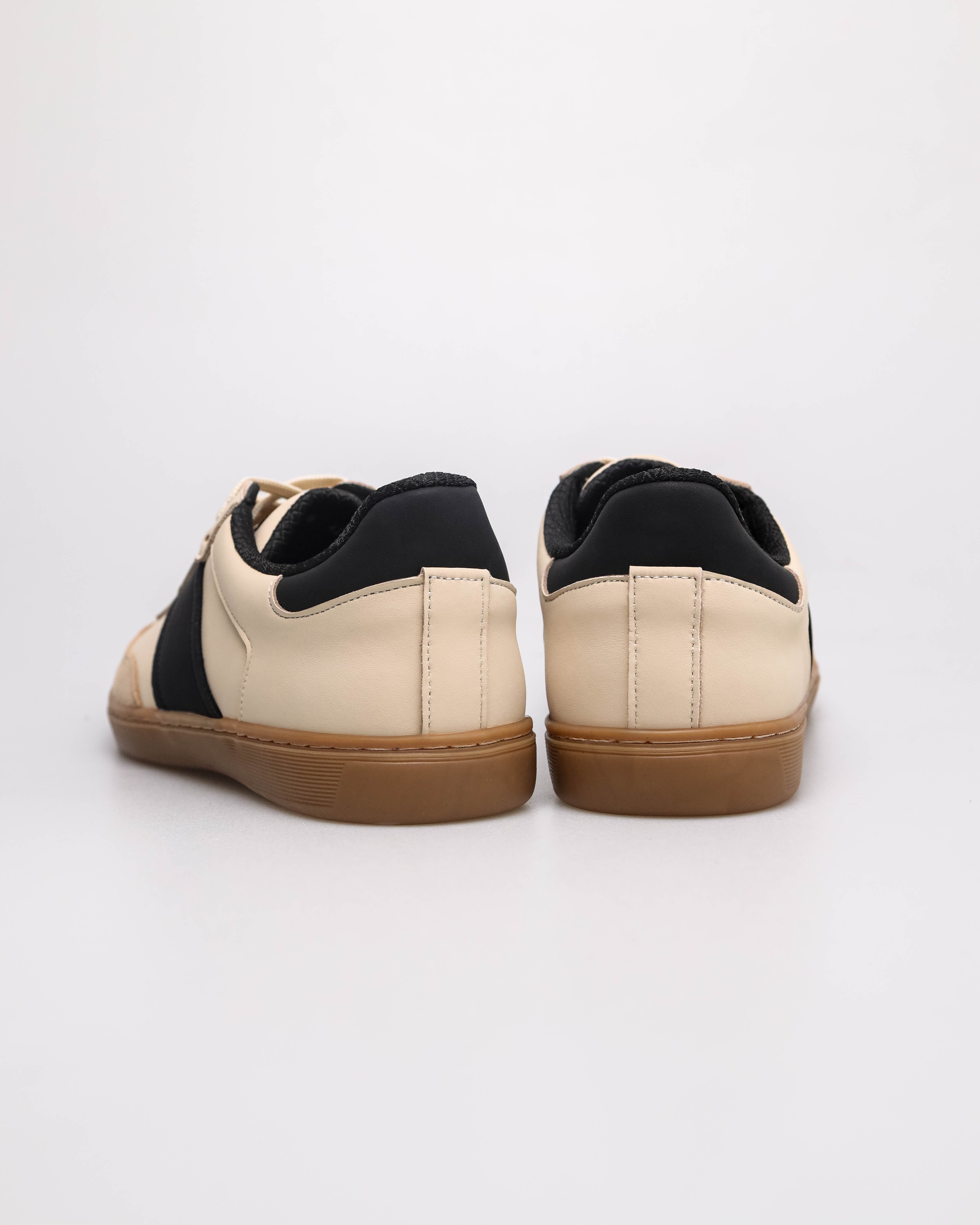 #color_apricot/black