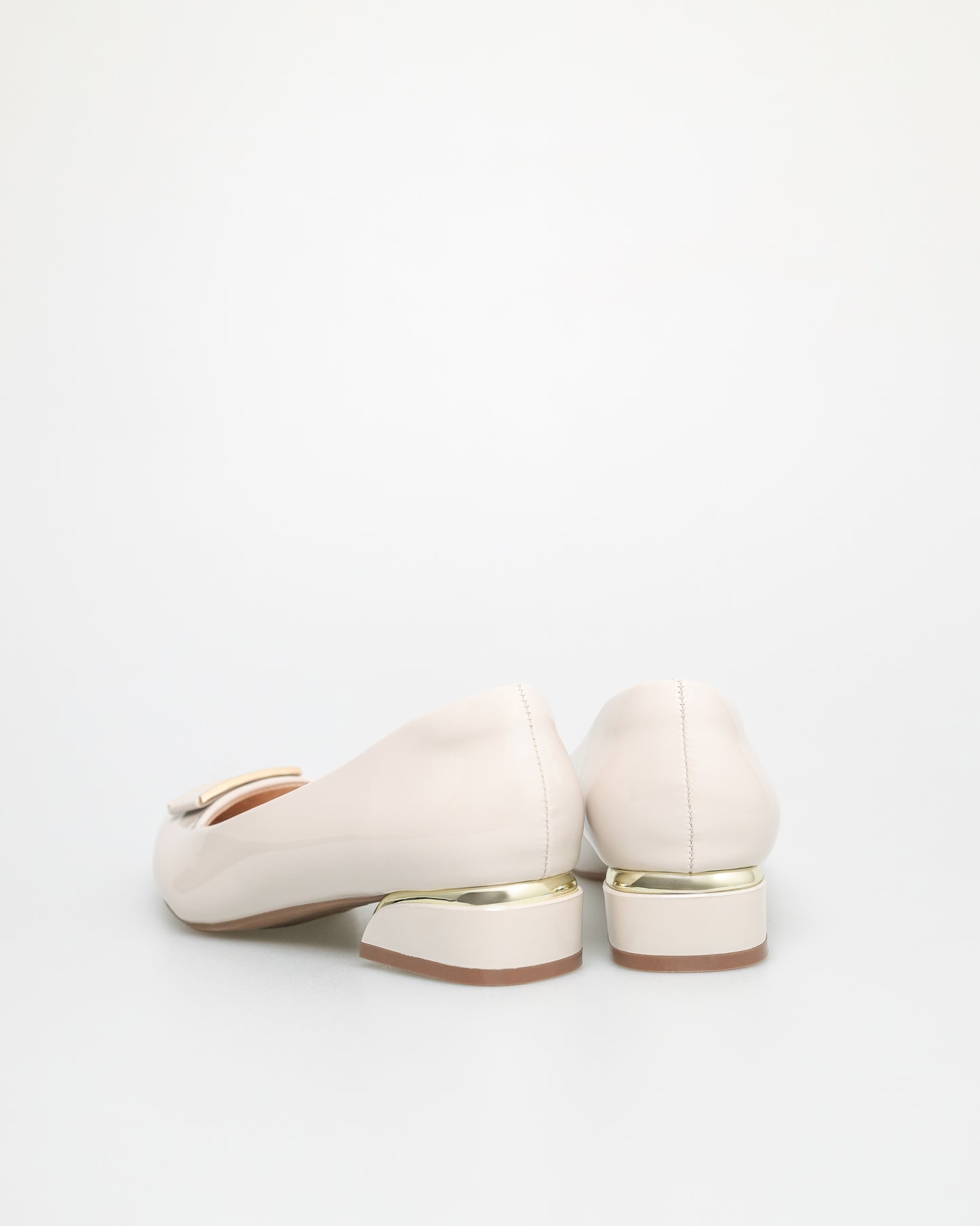 Tomaz NN273 Ladies Square Emblem Flats (Cream)