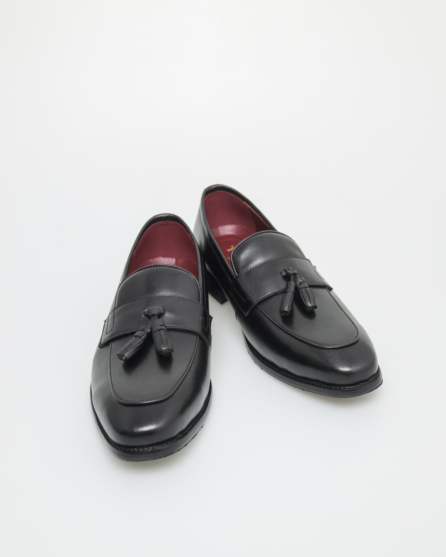 Tomaz HF070 Men's Noir Classic Tassel Loafers (Black)