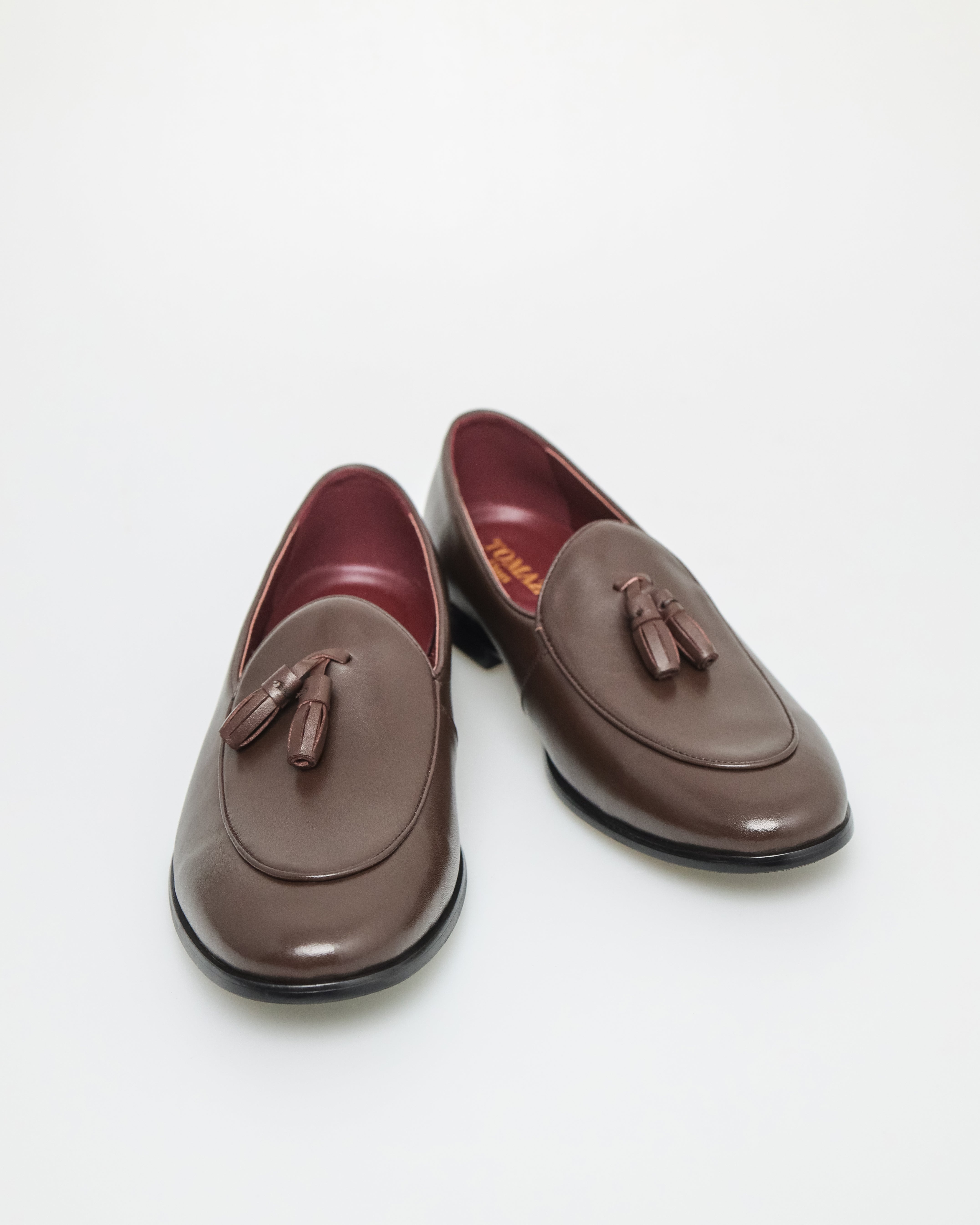 Tomaz HF074 Men's Luxe Gloss Tassle Loafers (Brown)