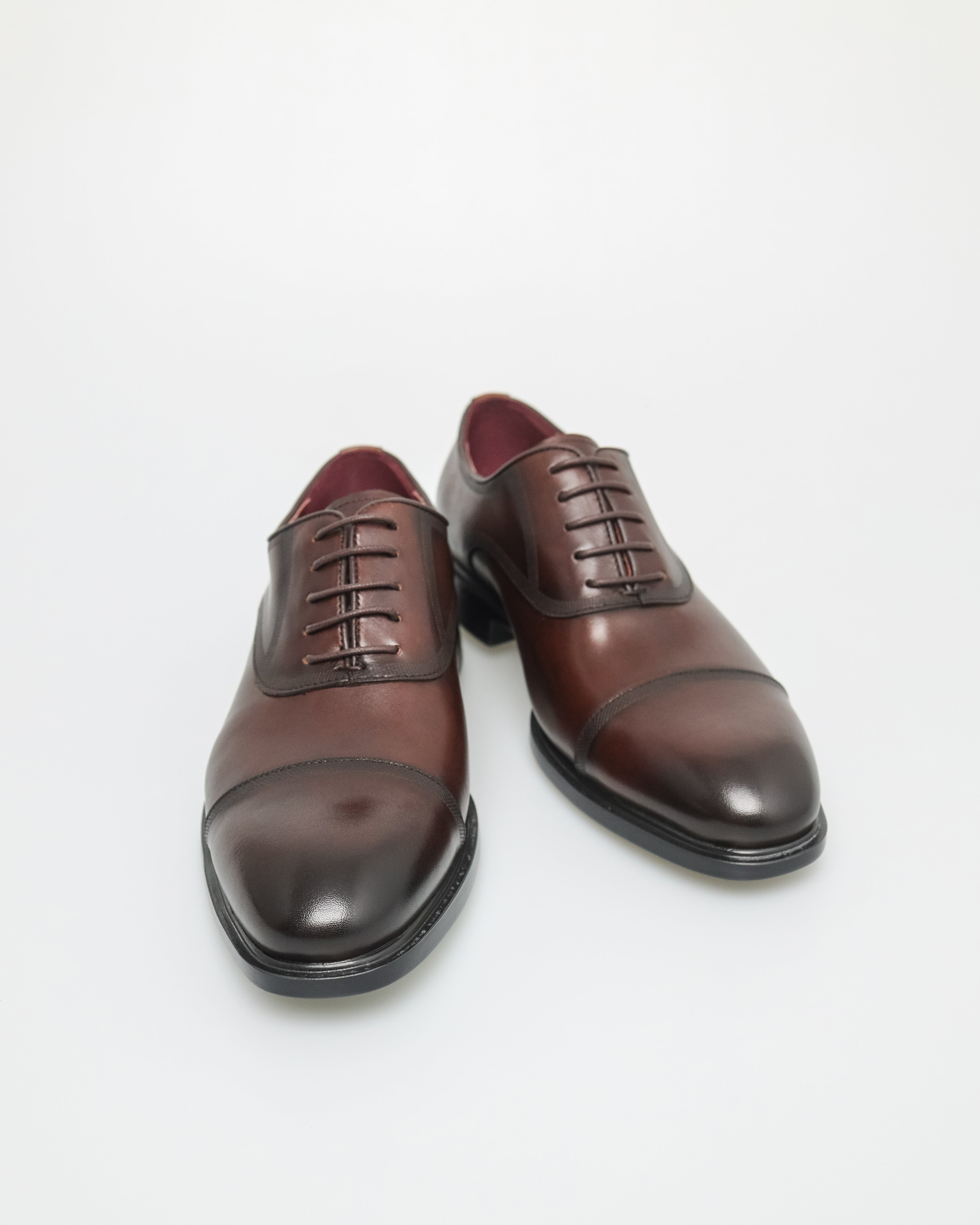 Tomaz HF083 Men's Classic Captoe Elegance Oxford (Coffee)