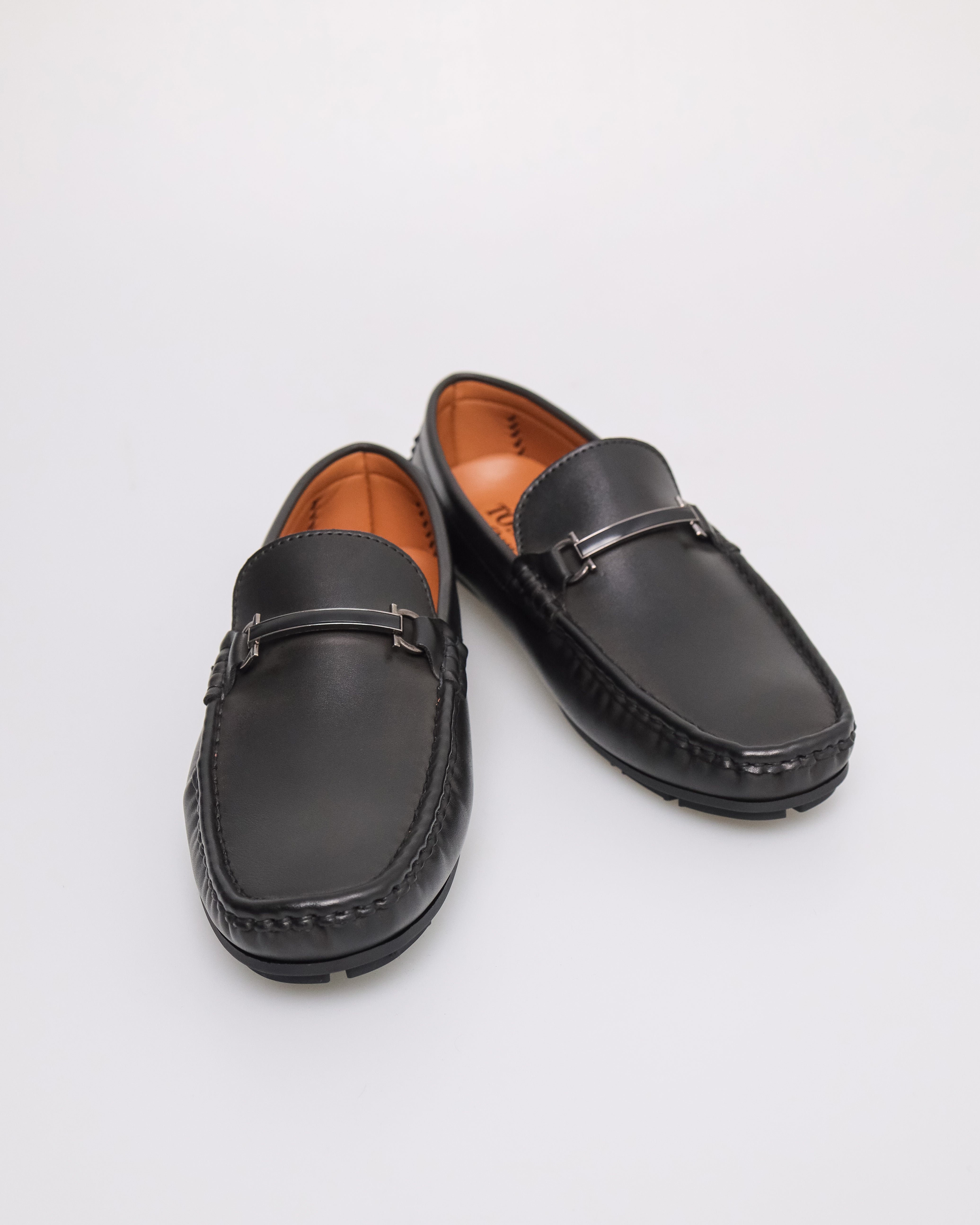 Tomaz C580 Men's Buckle Moccasins (Black)