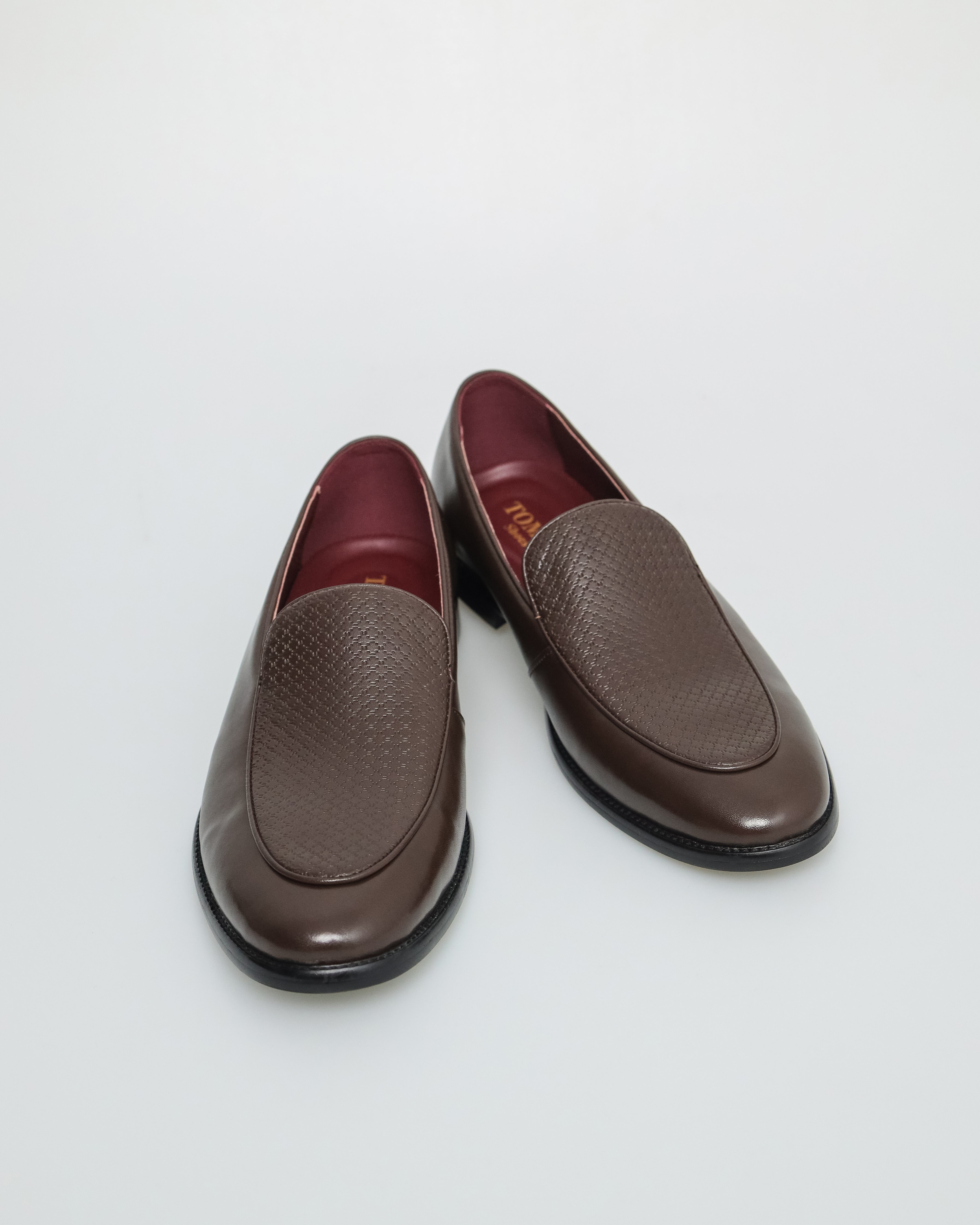 Tomaz HF090 Men's Cosmopolitan Noir Loafer (Coffee)