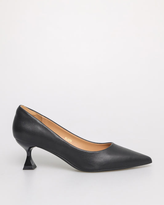 Tomaz FL070 Ladies Glossy Low  Heels (Black)