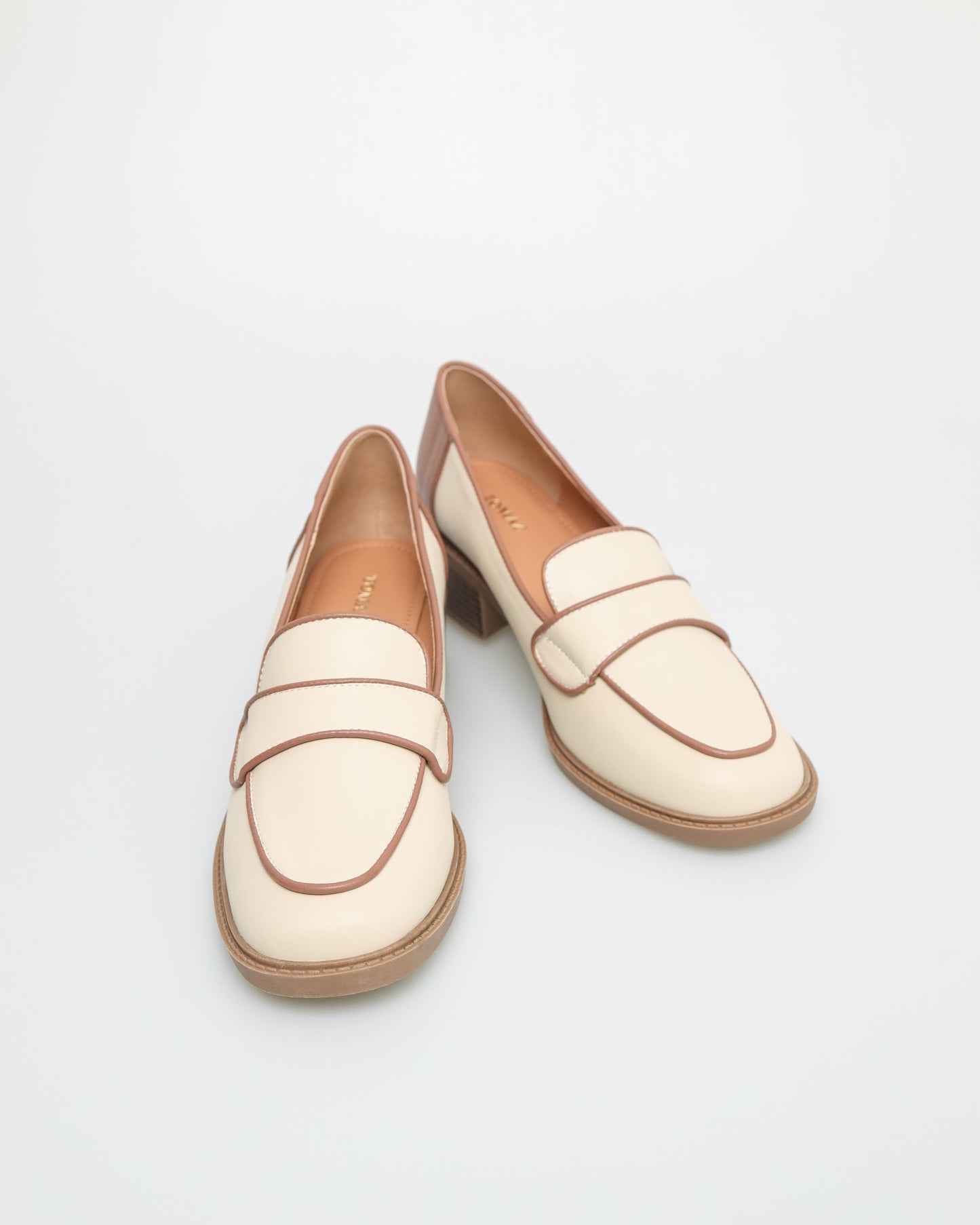 Tomaz FL040 Ladies Two Tones Loafers (Cream)