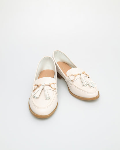 Tomaz FL062 Ladies Tassel Loafers (Cream)