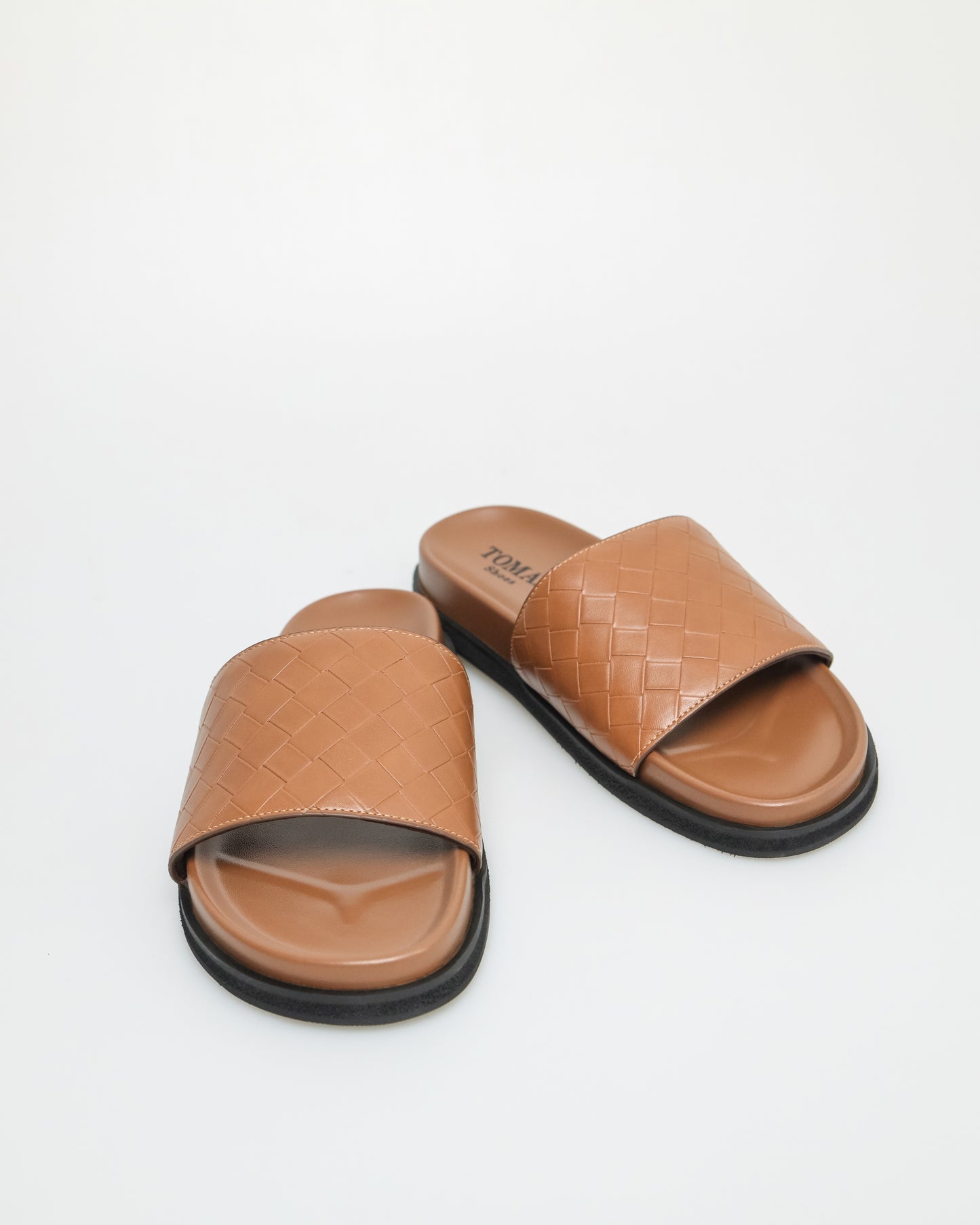 Tomaz C651 Men's Quilted Slide Sandal (Brown)