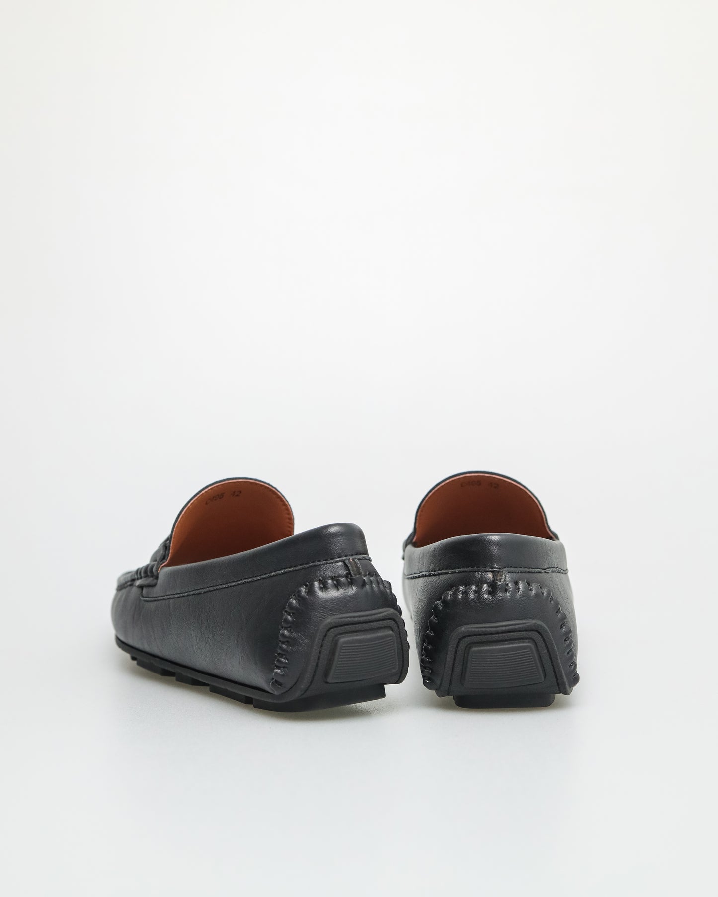 Tomaz C495 Men's Buckle Moccasins (Black)