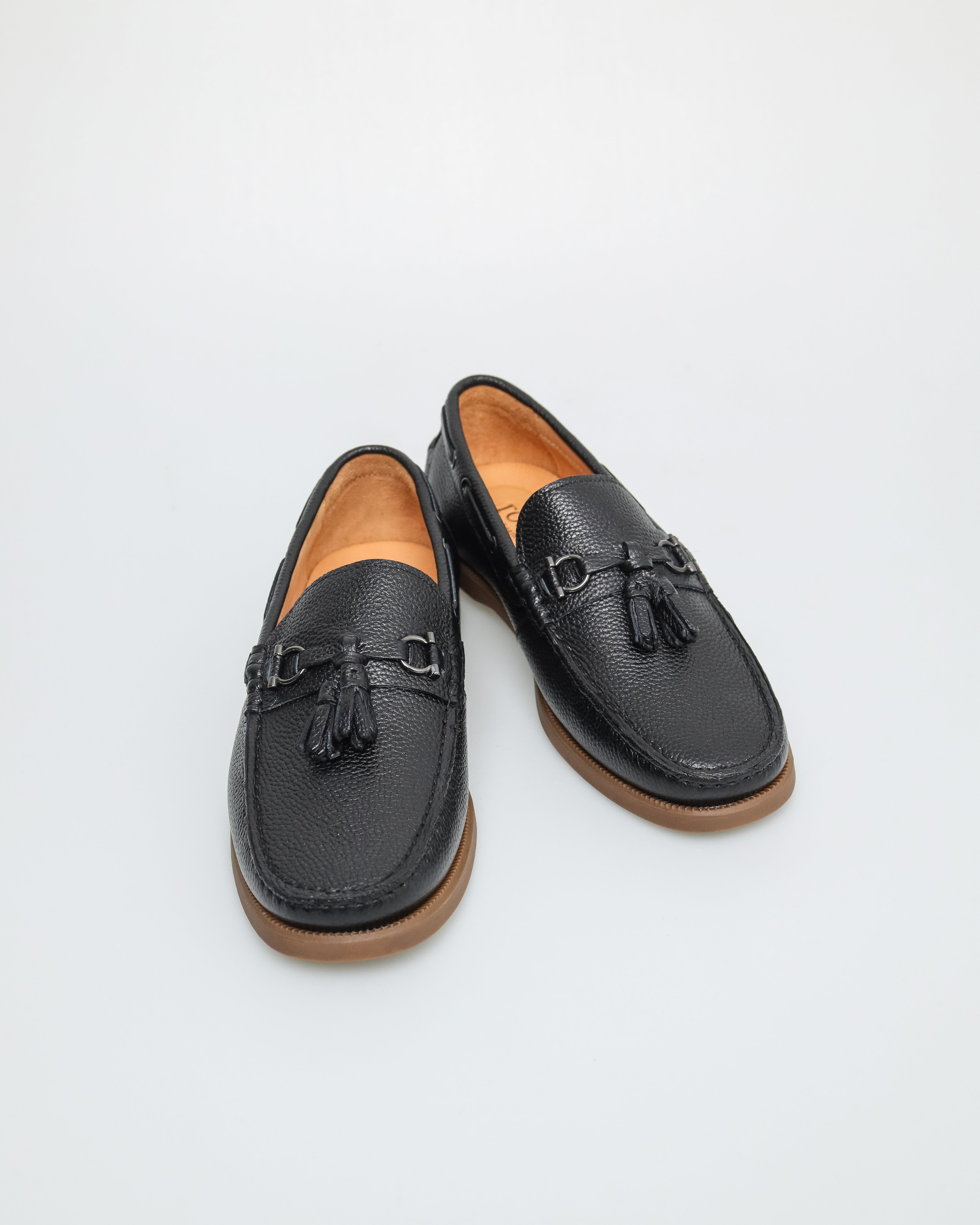 Tomaz C609 Men's Metro Tassel Loafer (Black)