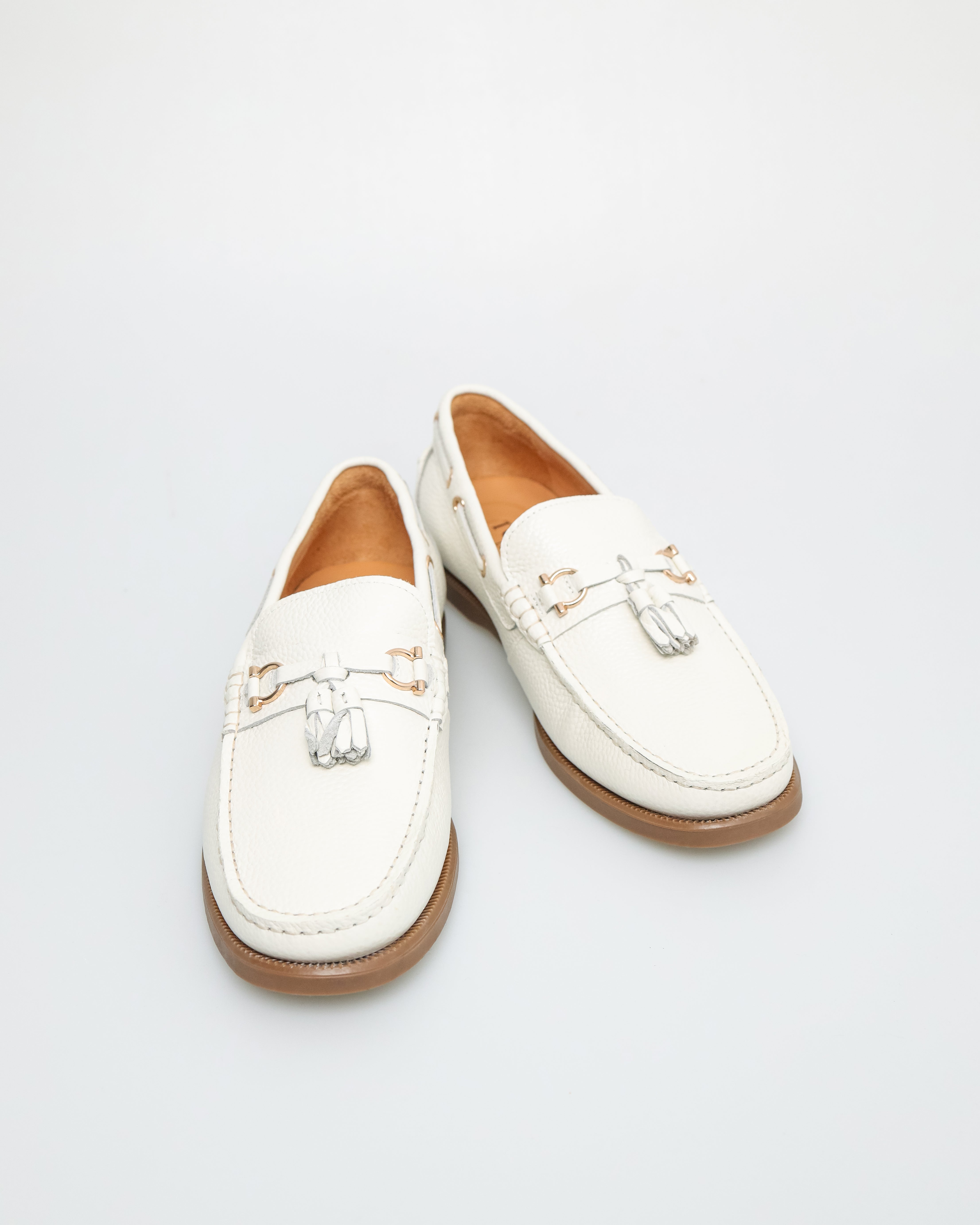 Tomaz C609 Men's Metro Tassel Loafer (White)