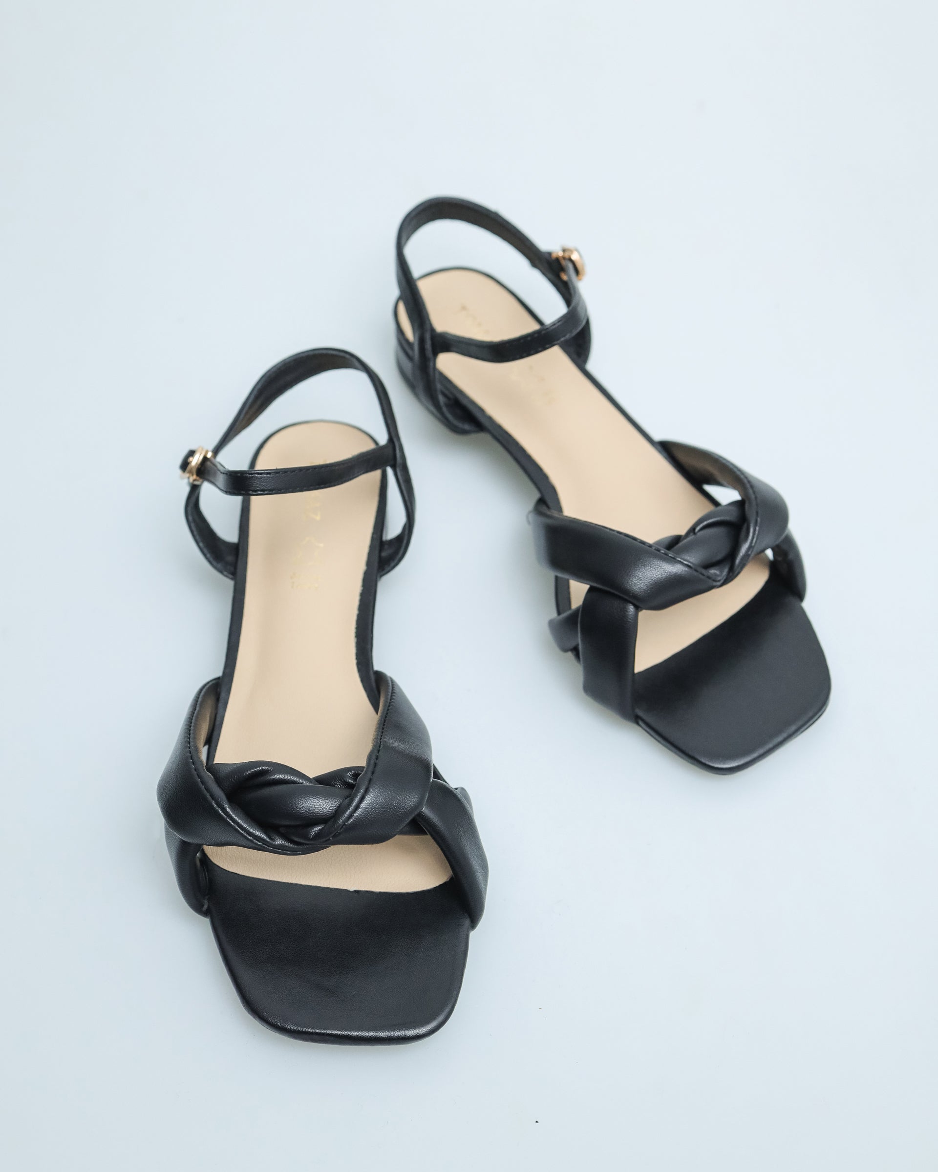 Sandal Selempang Belakang Tomaz YX83 Tali Pusing Wanita (Hitam) 