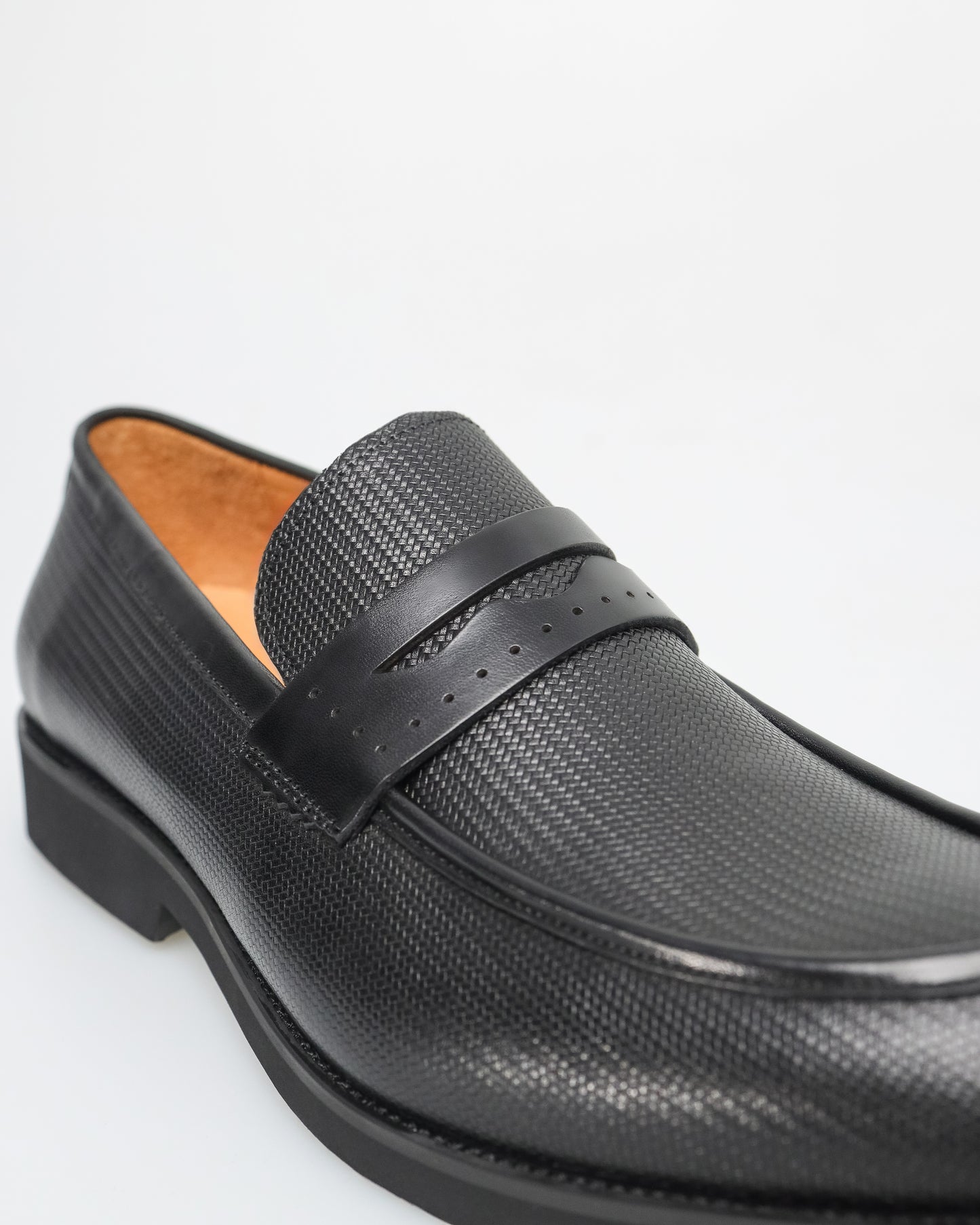 Tomaz F335 Men's Chestnut Elegance Penny Loafer (Black)